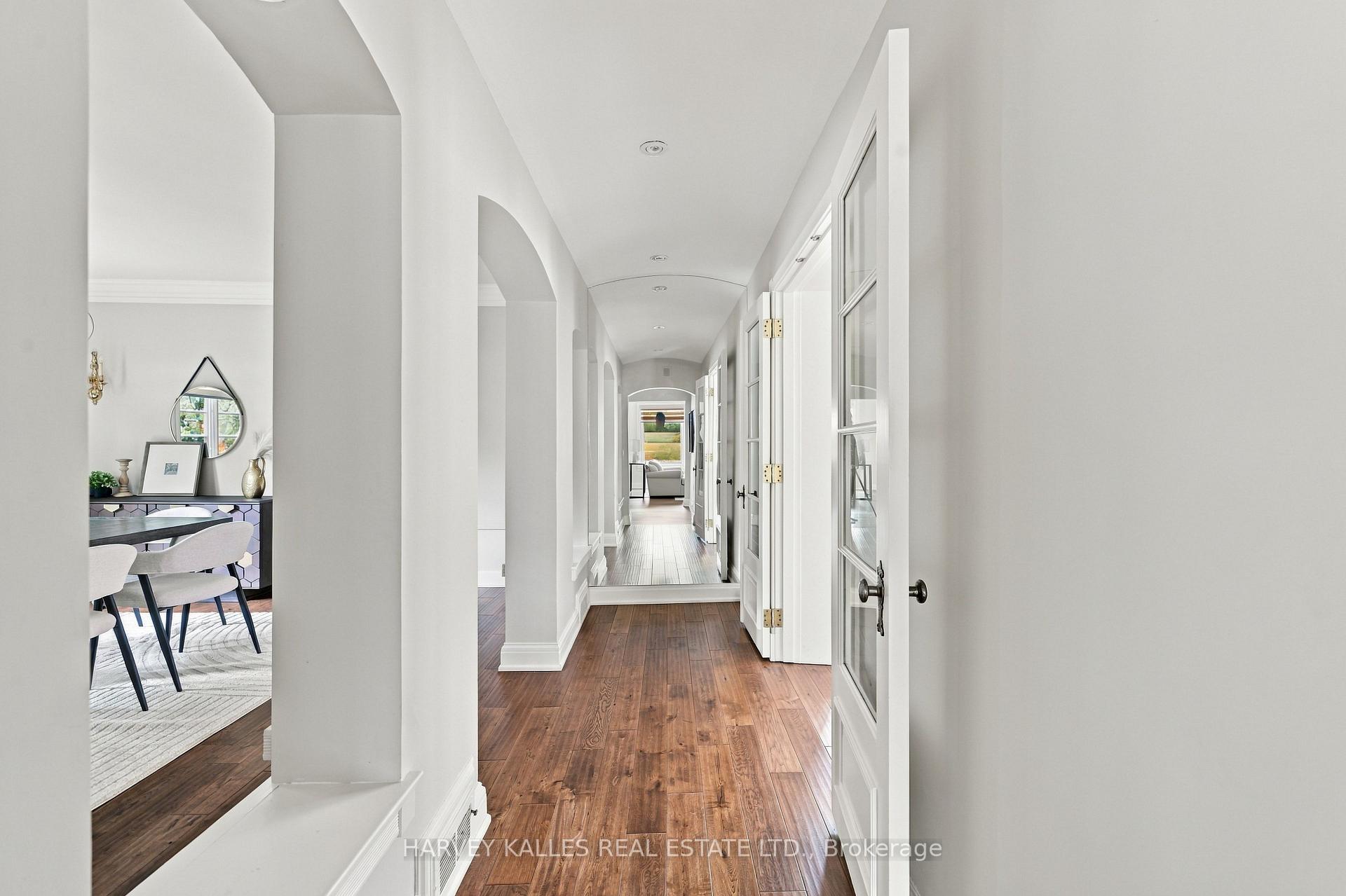 Photo 24 of 148 Strathallan Boulevard, Toronto, Lawrence Park South — HOMEH
