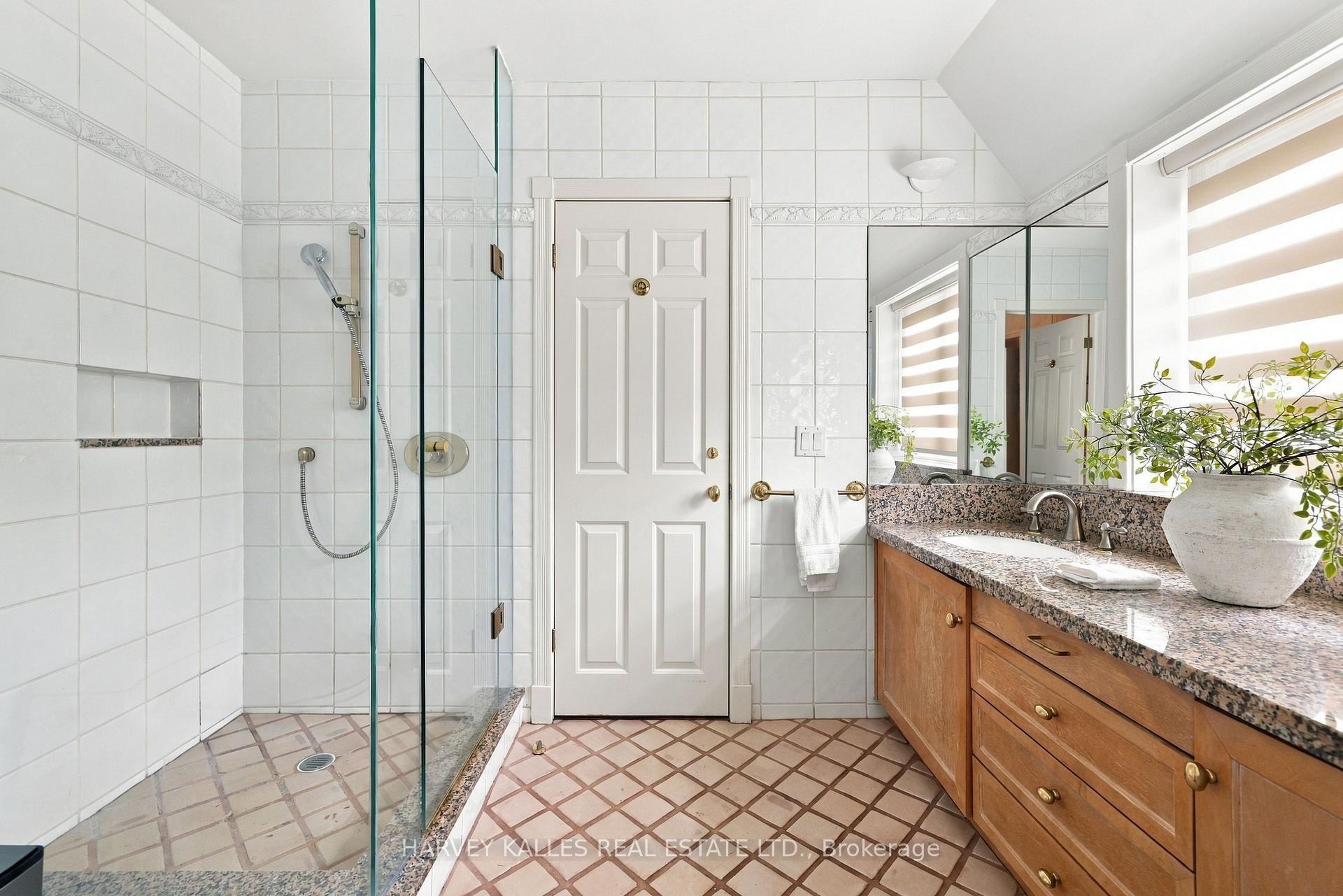 Photo 30 of 148 Strathallan Boulevard, Toronto, Lawrence Park South — HOMEH