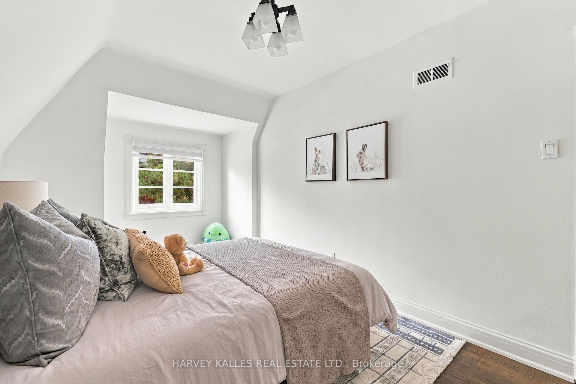 Photo 39 of 148 Strathallan Boulevard, Toronto, Lawrence Park South — HOMEH