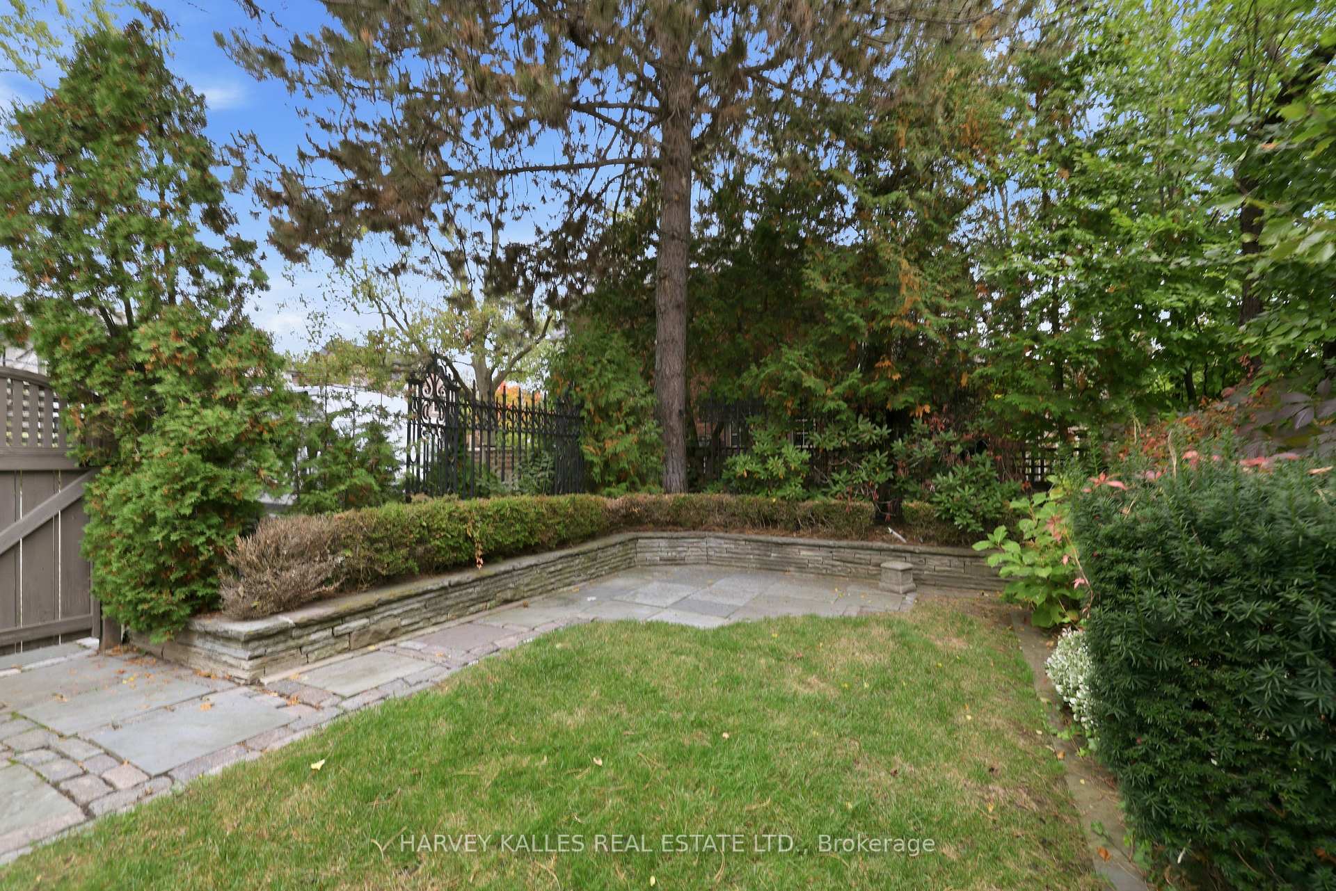 Photo 47 of 148 Strathallan Boulevard, Toronto, Lawrence Park South — HOMEH