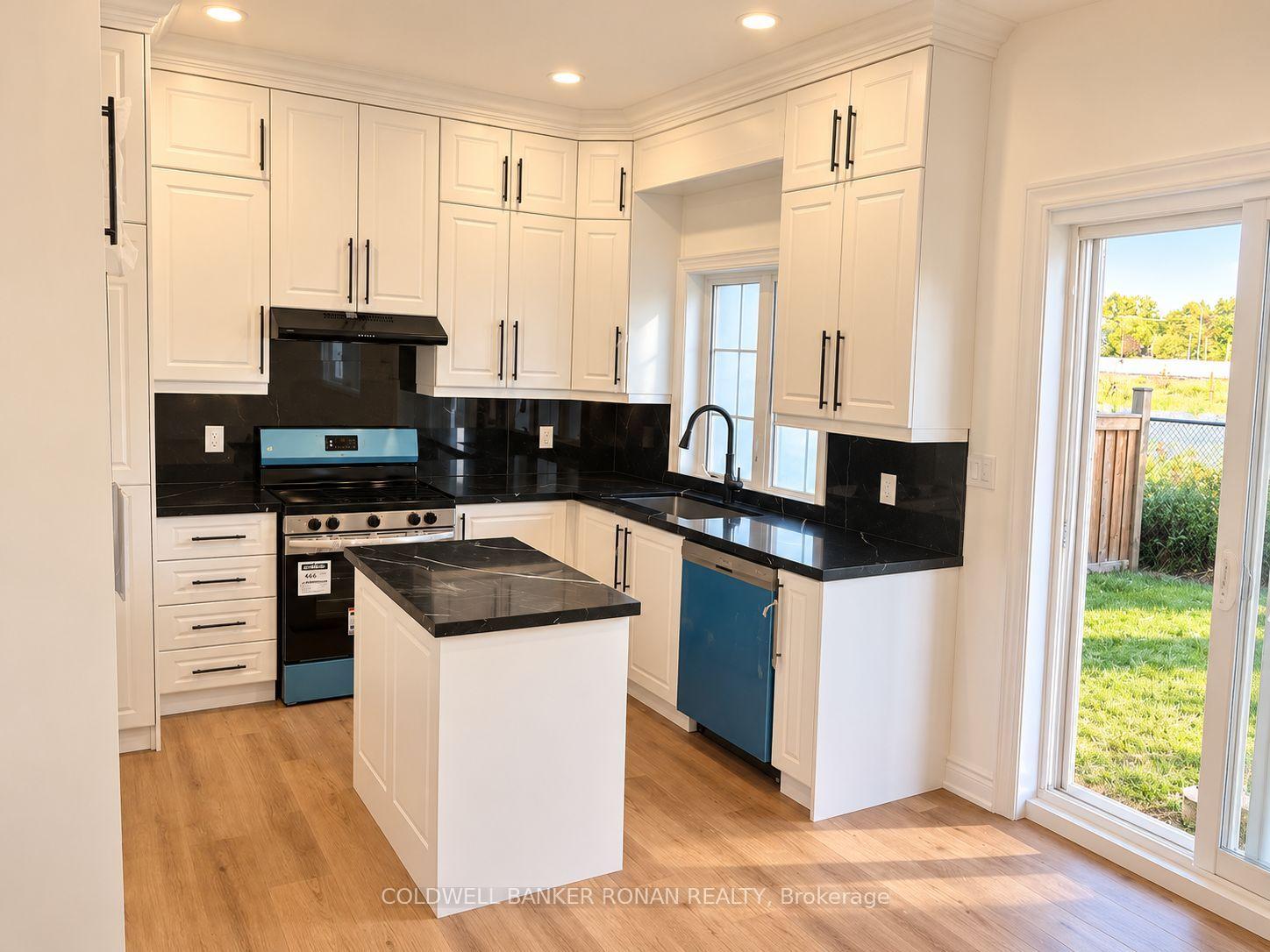 Photo 4 of Unit BASEMENT, 112 Connell Drive, Georgina, Keswick North — HOMEH