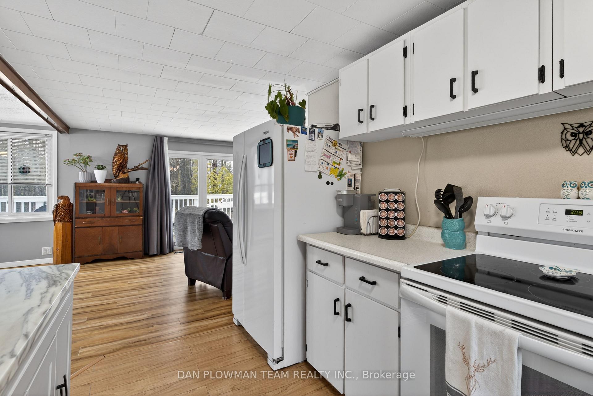 Photo 11 of 1545 Westview Crescent, Selwyn — HOMEH