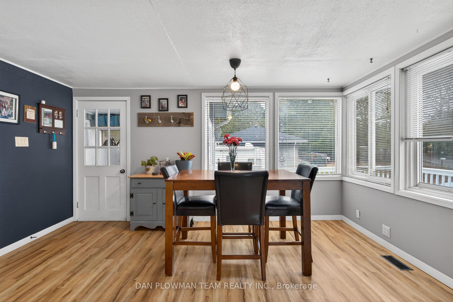Photo 15 of 1545 Westview Crescent, Selwyn — HOMEH