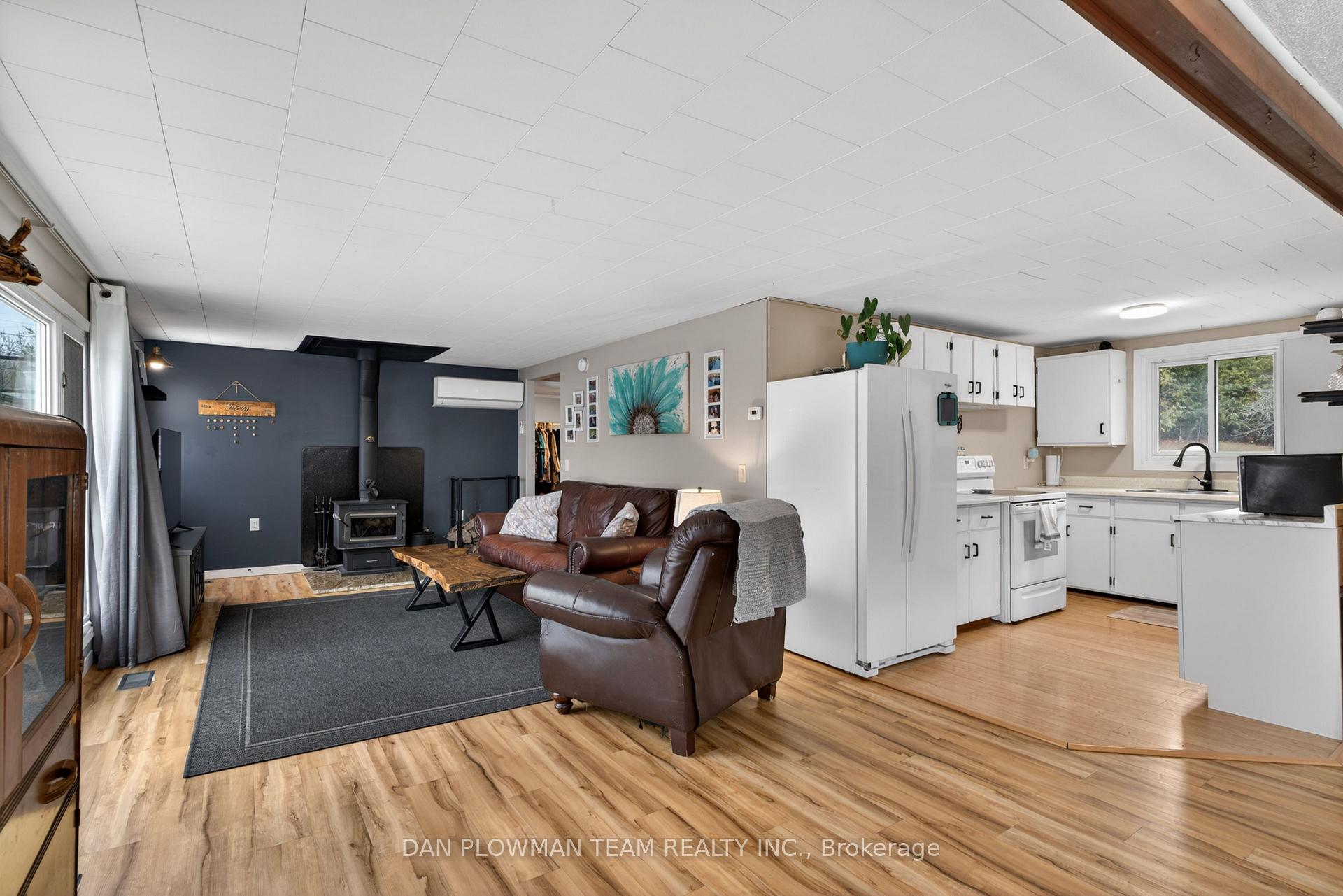 Photo 17 of 1545 Westview Crescent, Selwyn — HOMEH