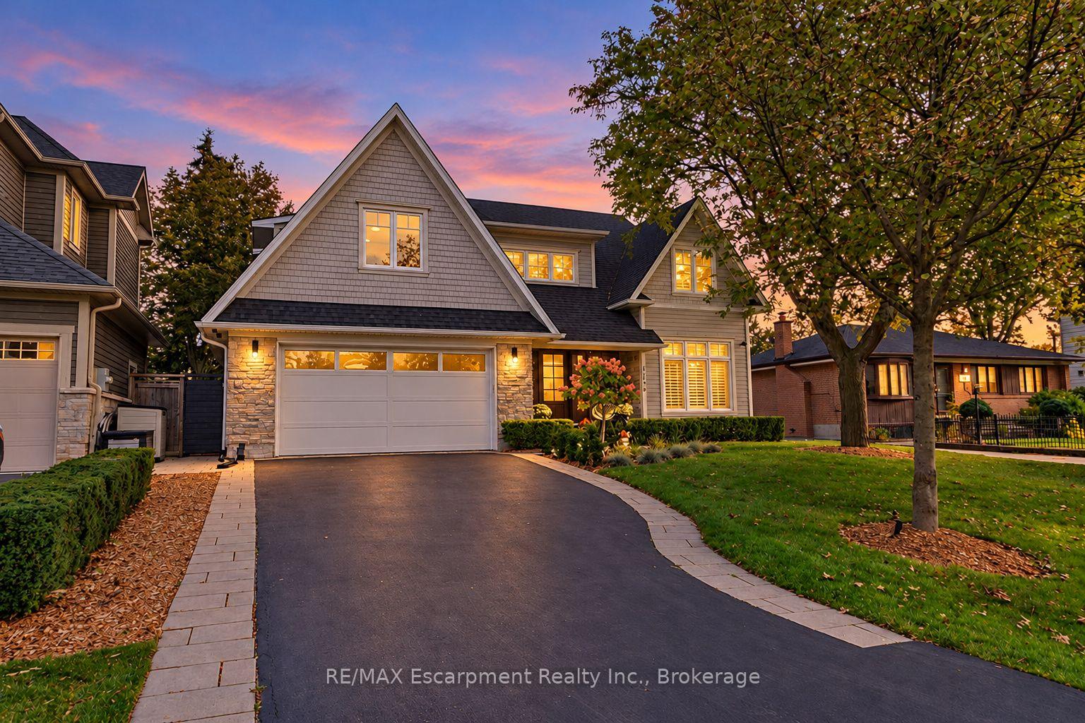Photo 3 of 1394 Waverly Avenue, Oakville, West — HOMEH