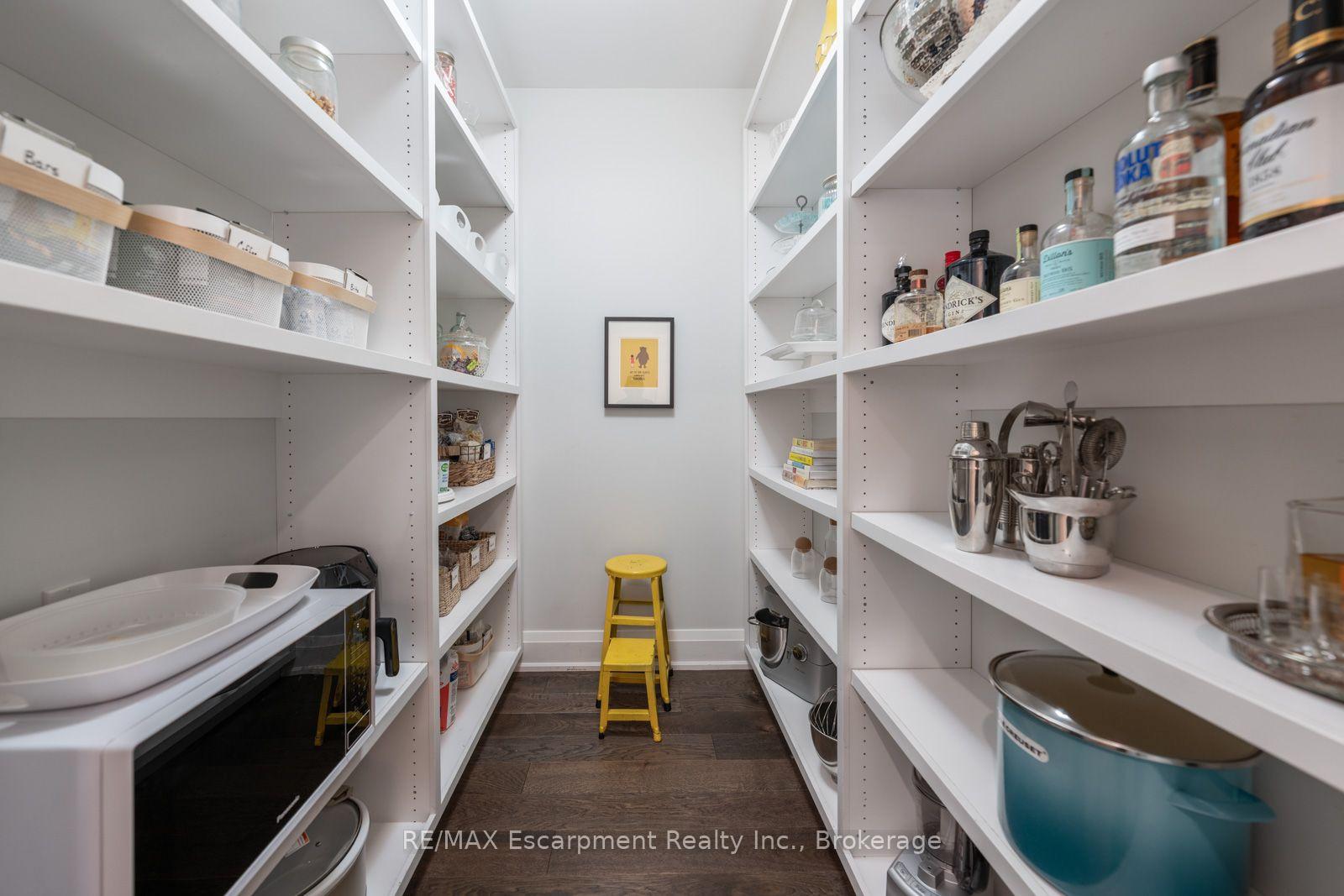 Photo 14 of 1394 Waverly Avenue, Oakville, West — HOMEH