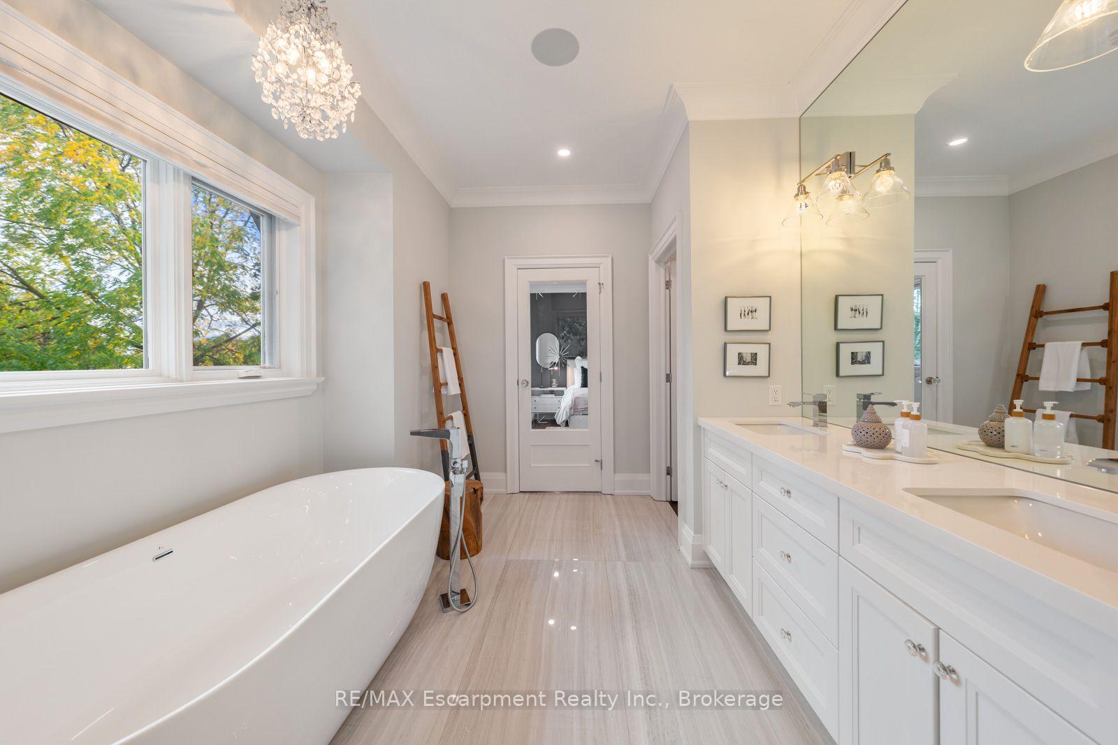 Photo 26 of 1394 Waverly Avenue, Oakville, West — HOMEH