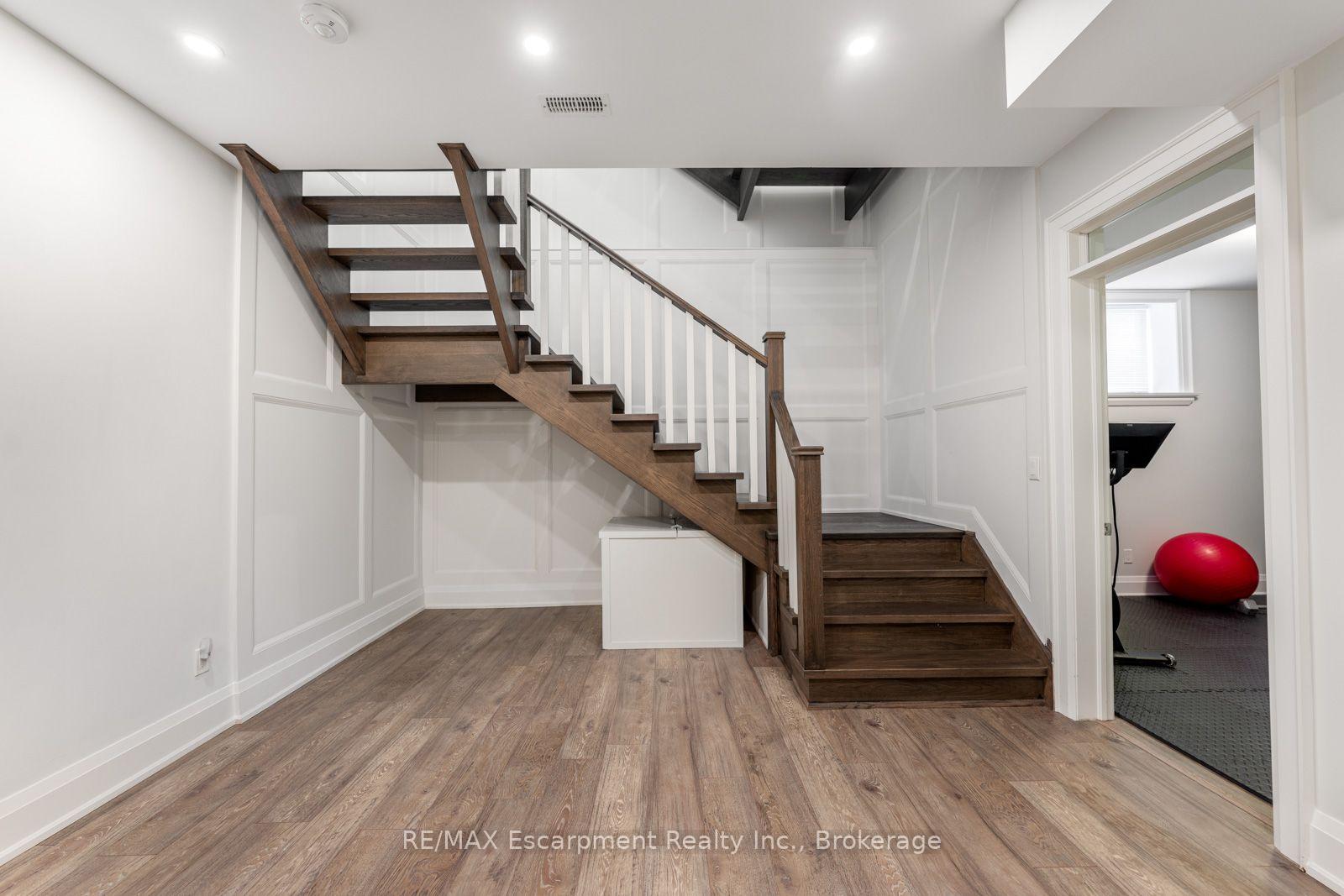 Photo 38 of 1394 Waverly Avenue, Oakville, West — HOMEH