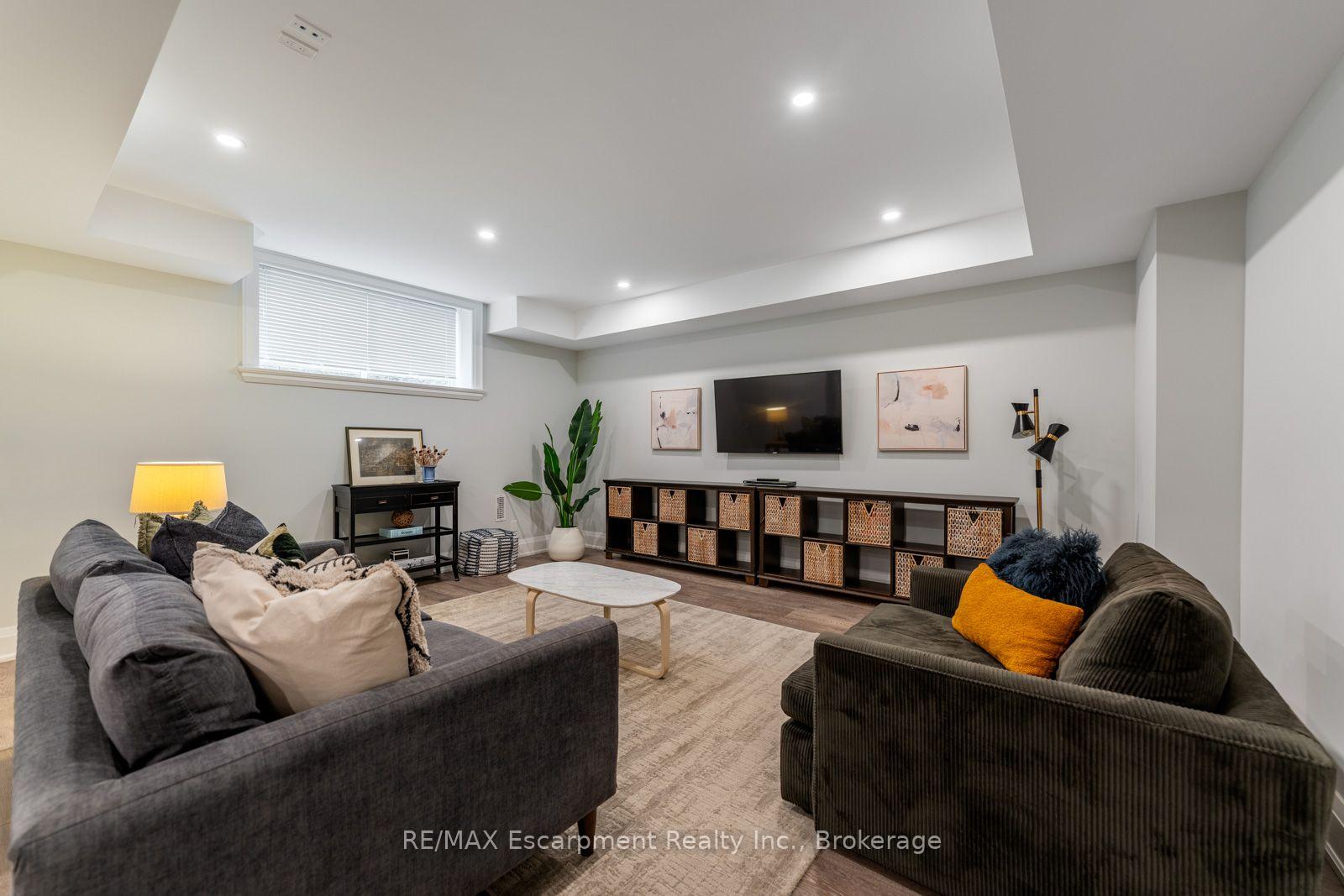 Photo 39 of 1394 Waverly Avenue, Oakville, West — HOMEH
