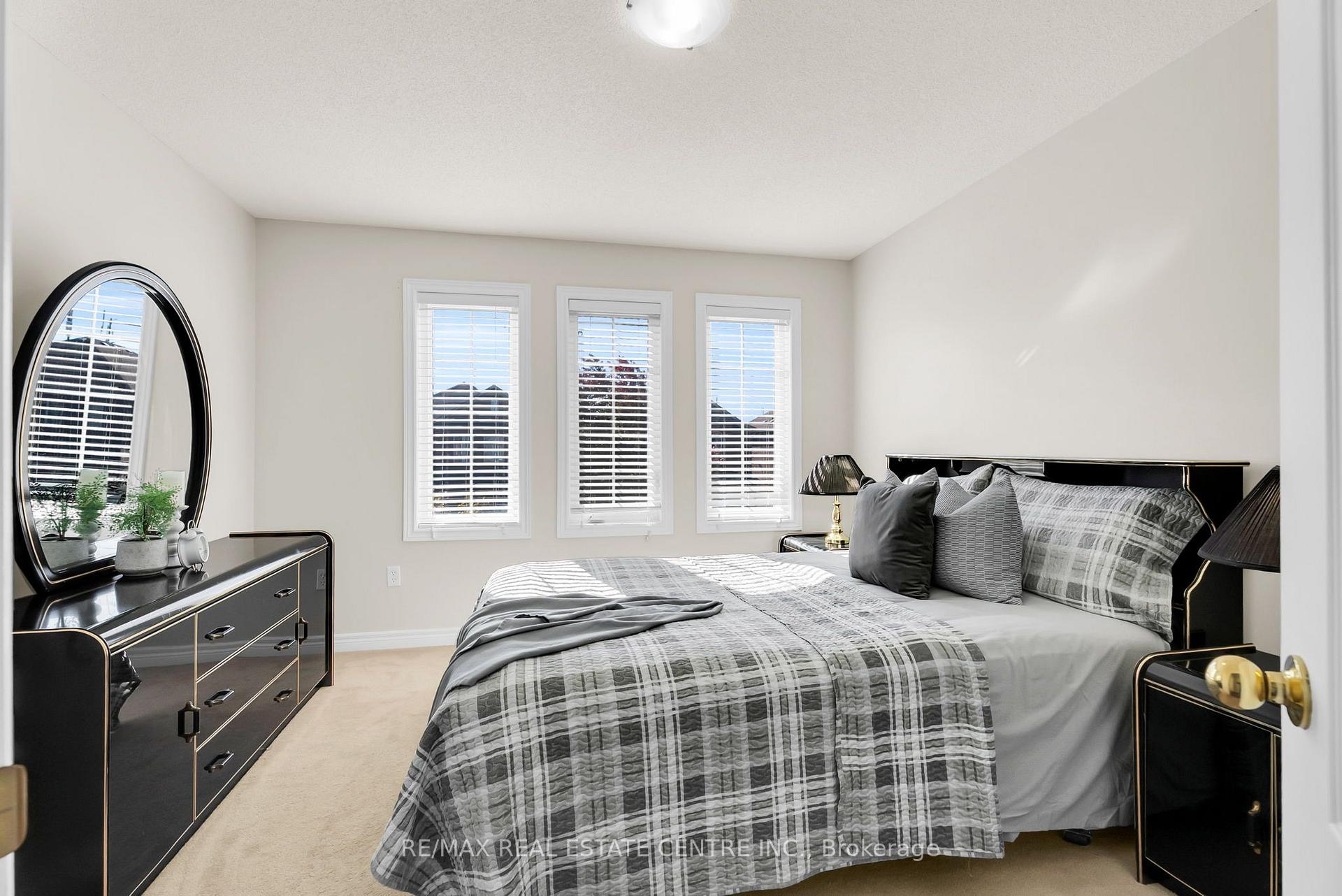 Photo 34 of 43 Delphinium Way, Brampton, Northwest Sandalwood Parkway — HOMEH