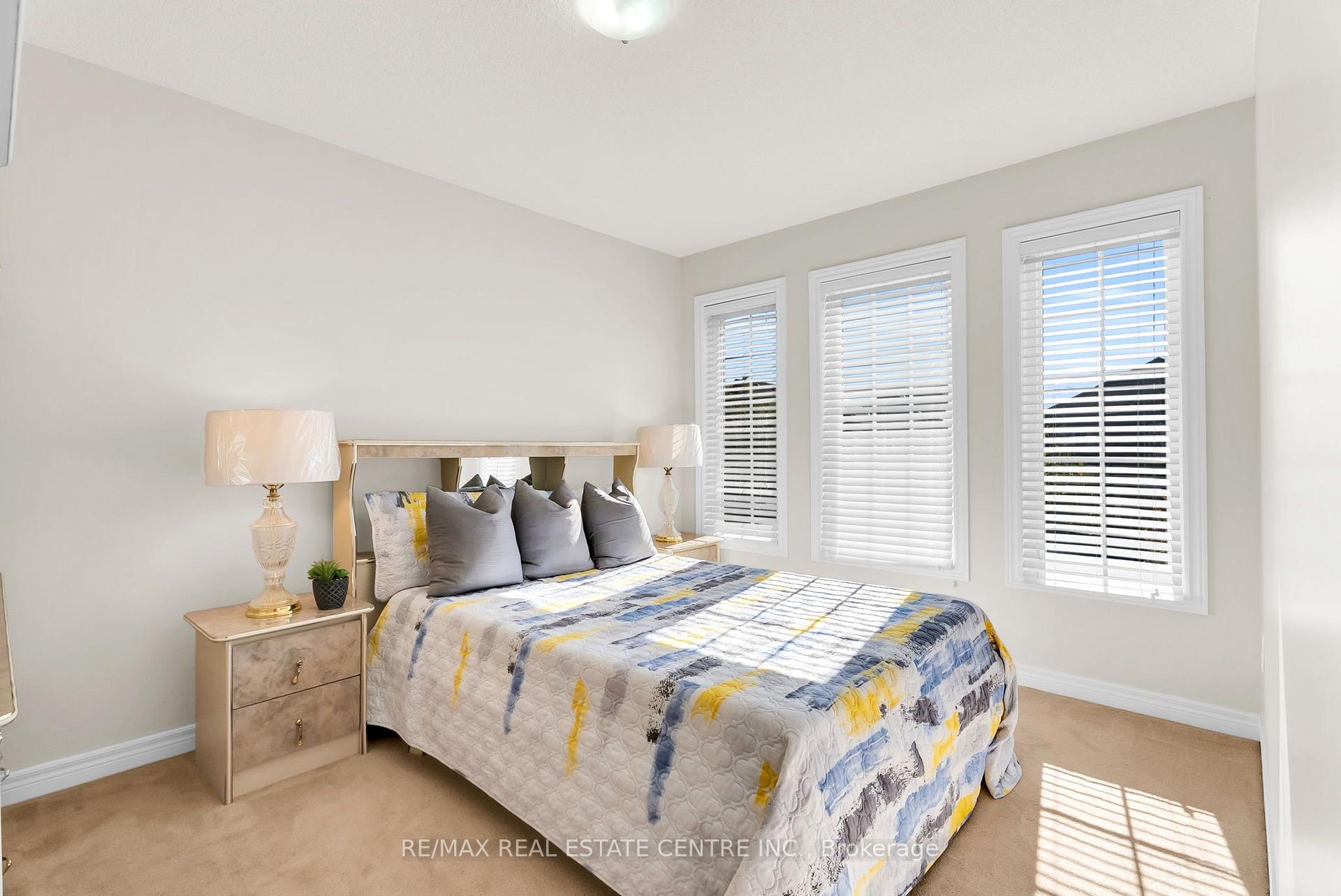 Photo 35 of 43 Delphinium Way, Brampton, Northwest Sandalwood Parkway — HOMEH
