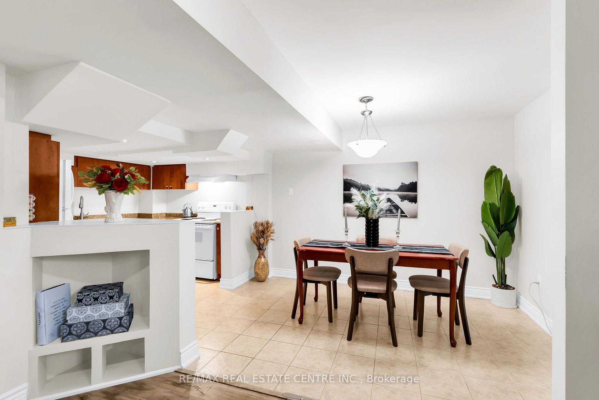 Photo 39 of 43 Delphinium Way, Brampton, Northwest Sandalwood Parkway — HOMEH