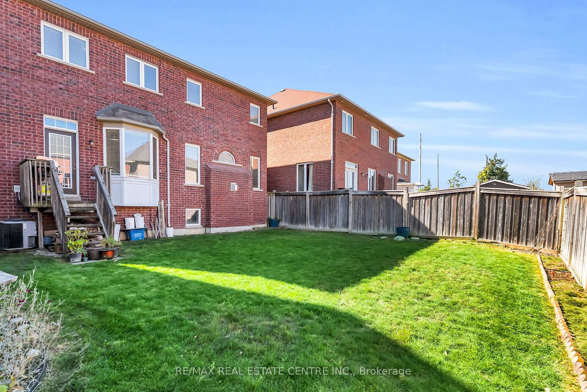Photo 49 of 43 Delphinium Way, Brampton, Northwest Sandalwood Parkway — HOMEH