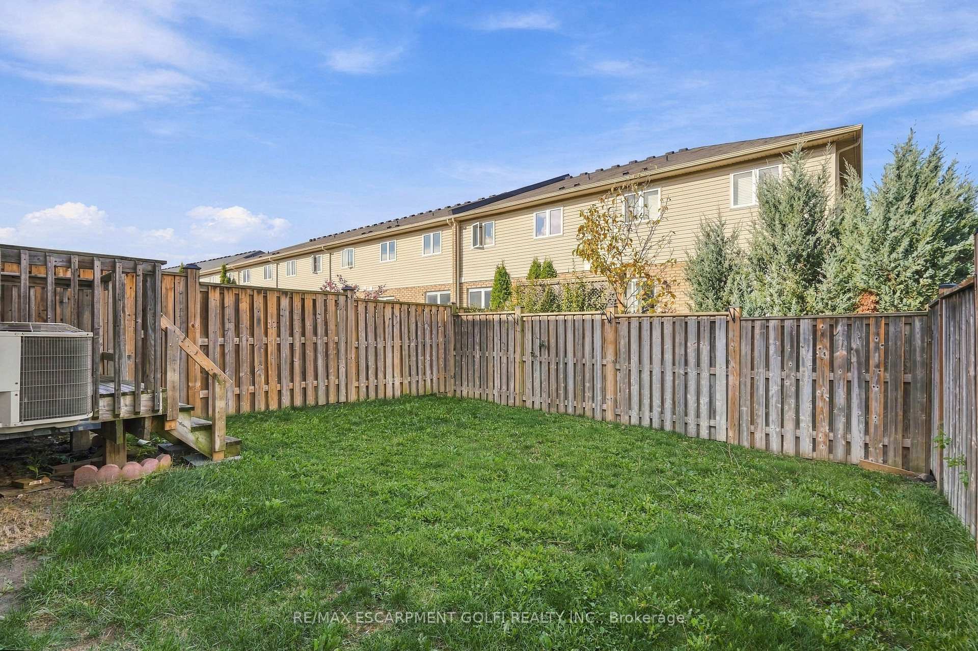 Photo 31 of 82 Charleswood Crescent, Hamilton, Rural Glanbrook — HOMEH