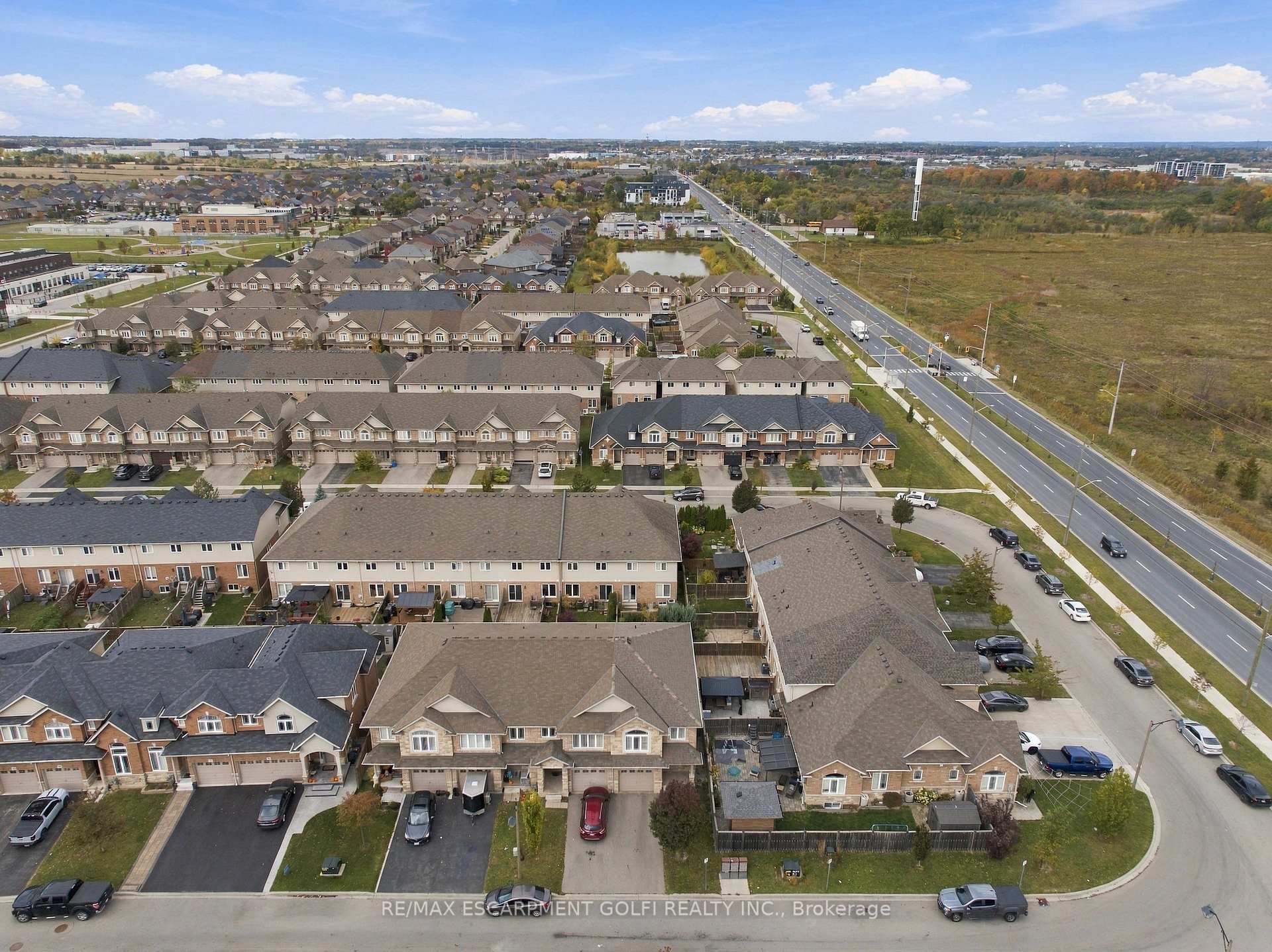 Photo 34 of 82 Charleswood Crescent, Hamilton, Rural Glanbrook — HOMEH