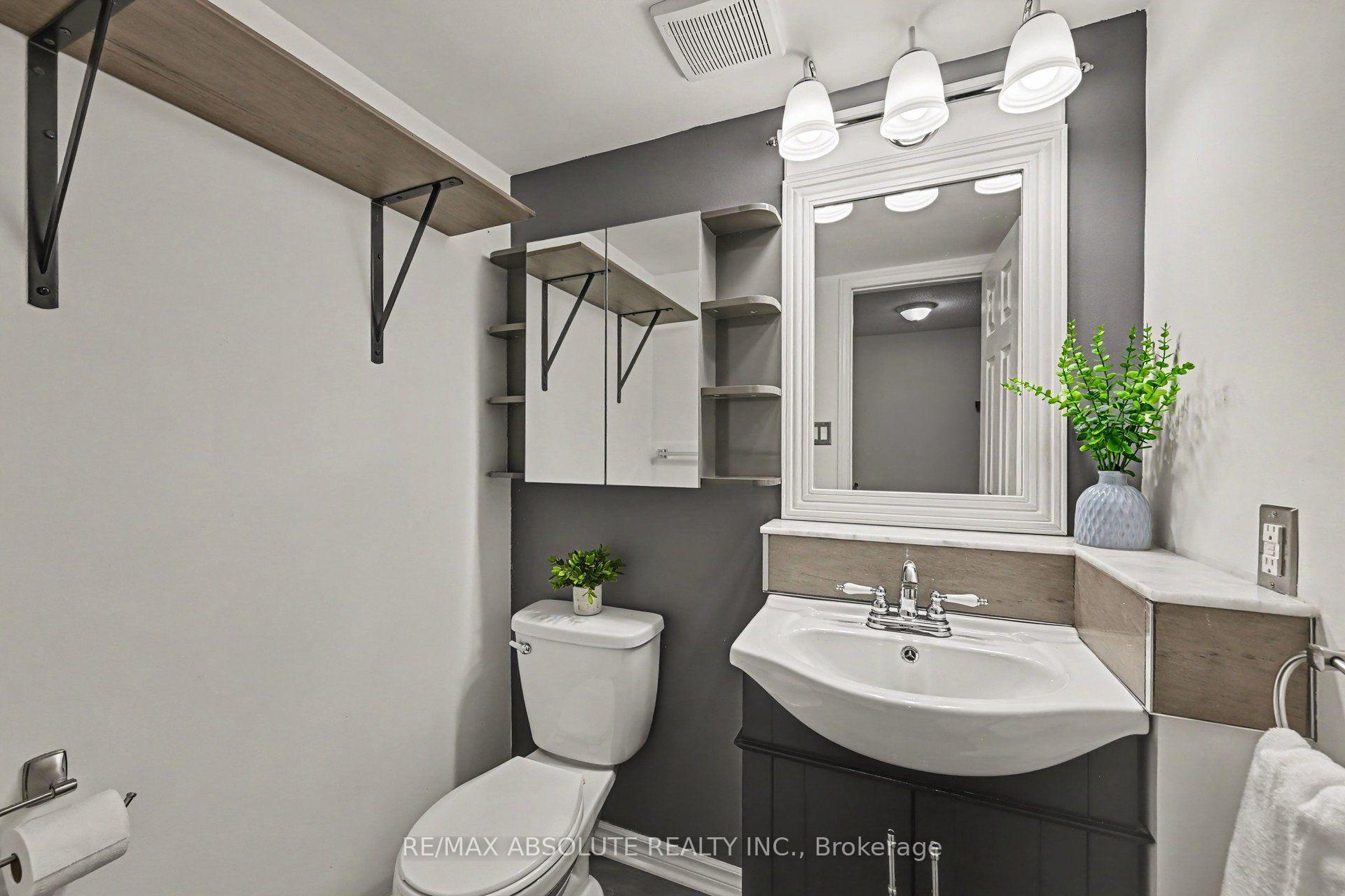 Photo 12 of 13 Spruce Crescent, Arnprior, Arnprior — HOMEH