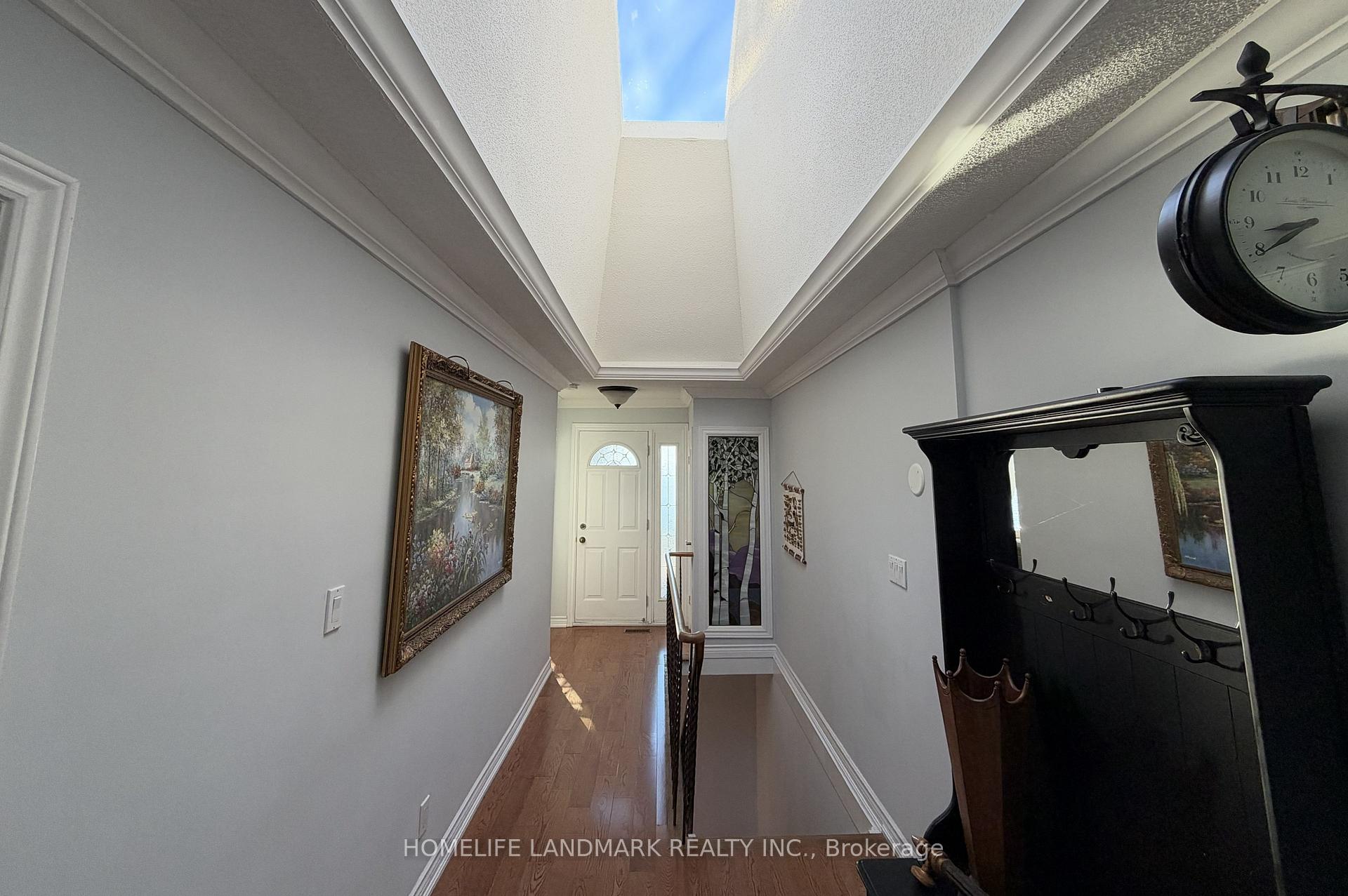 Photo 17 of 100 Lake Drive N, Georgina, Historic Lakeshore Communities — HOMEH