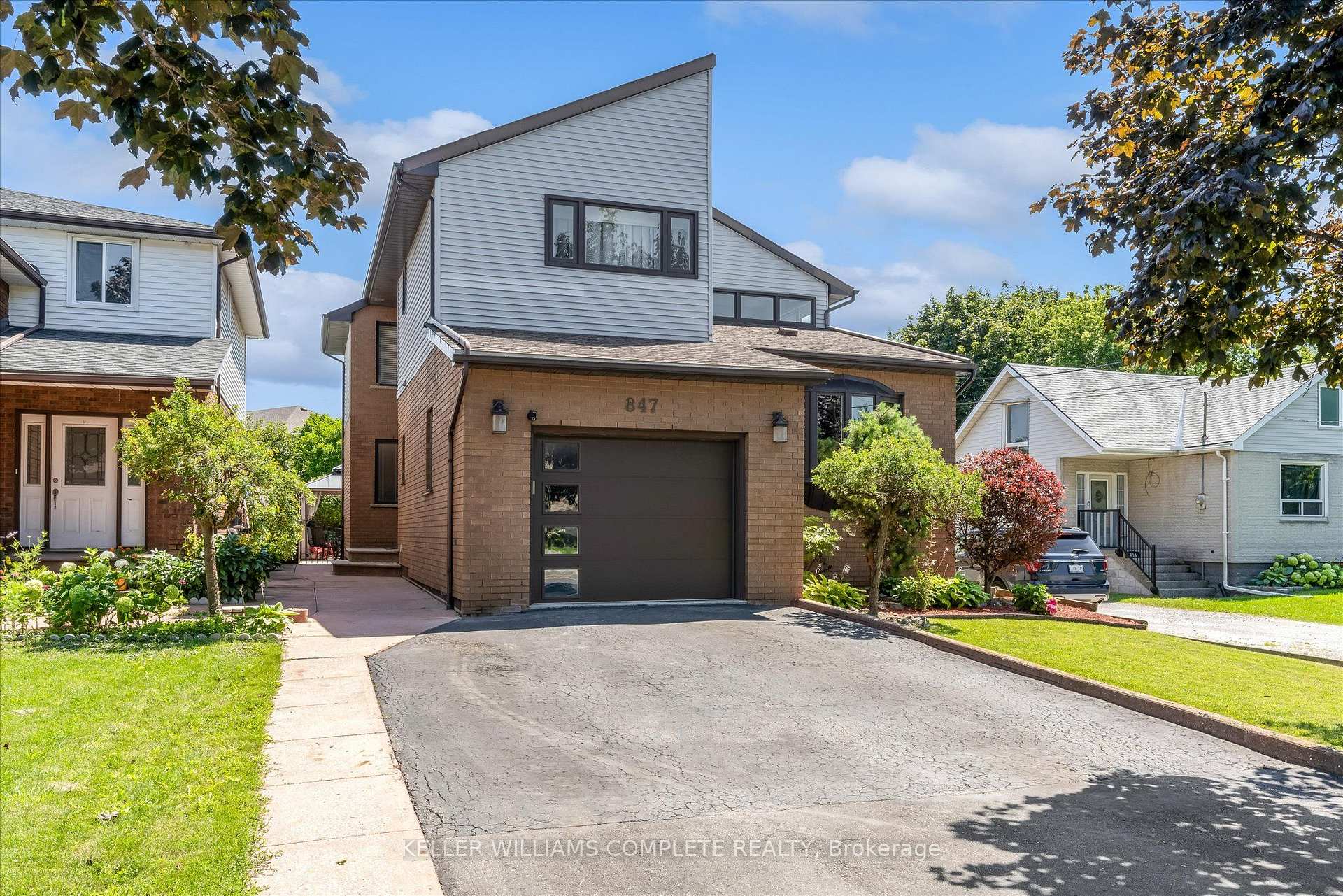 Photo 3 of 847 West 5th Street, Hamilton, Kernighan — HOMEH