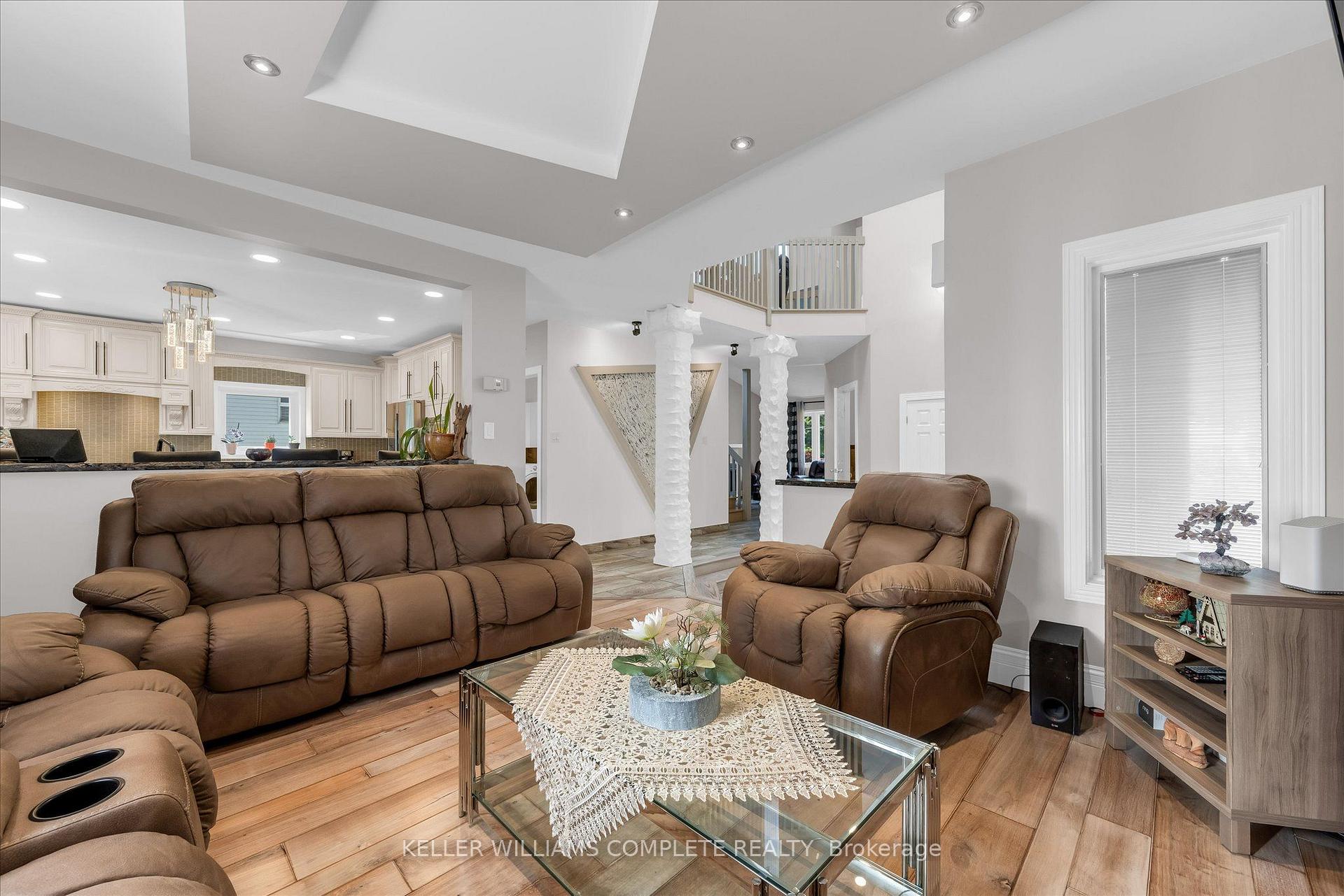 Photo 8 of 847 West 5th Street, Hamilton, Kernighan — HOMEH