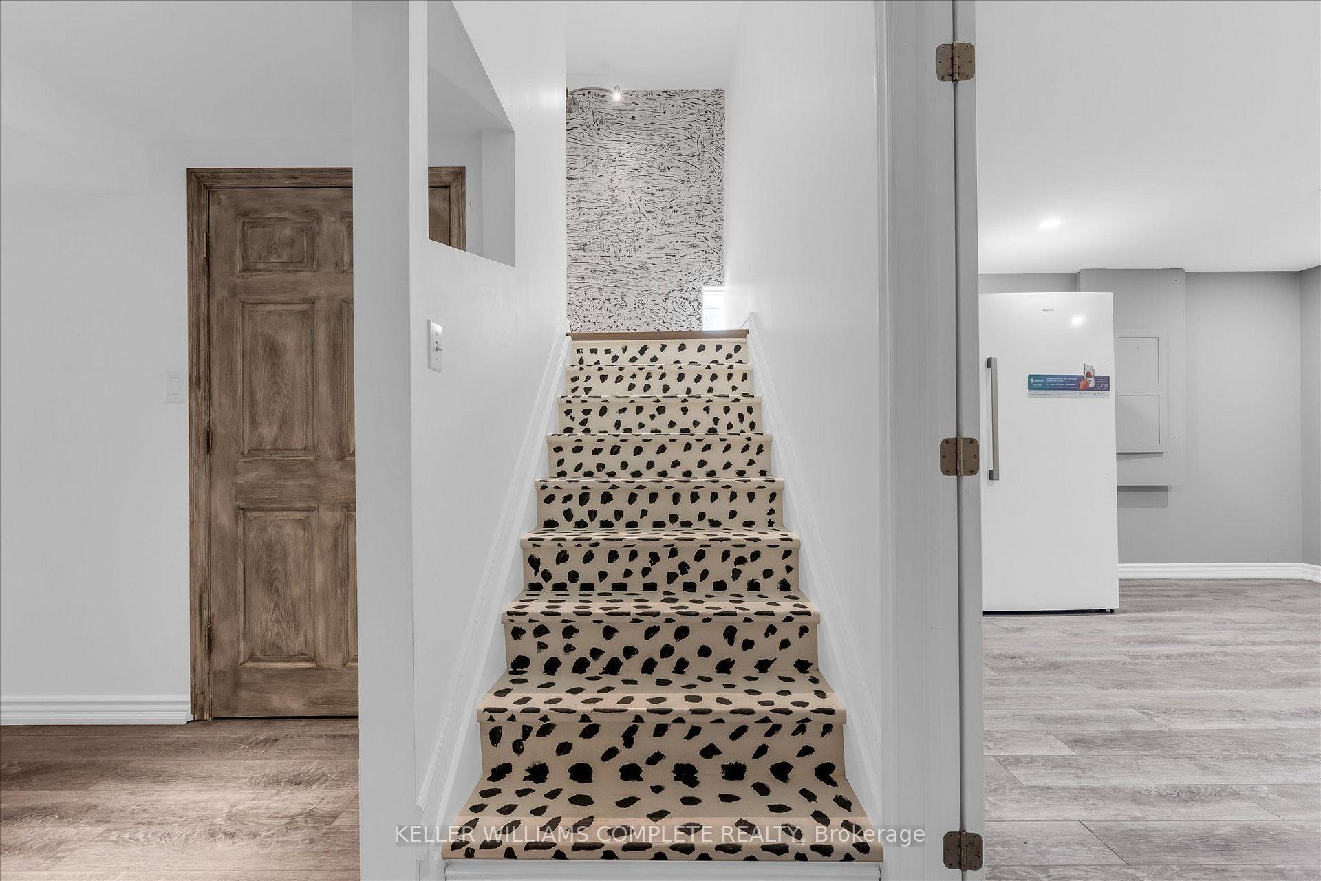 Photo 35 of 847 West 5th Street, Hamilton, Kernighan — HOMEH