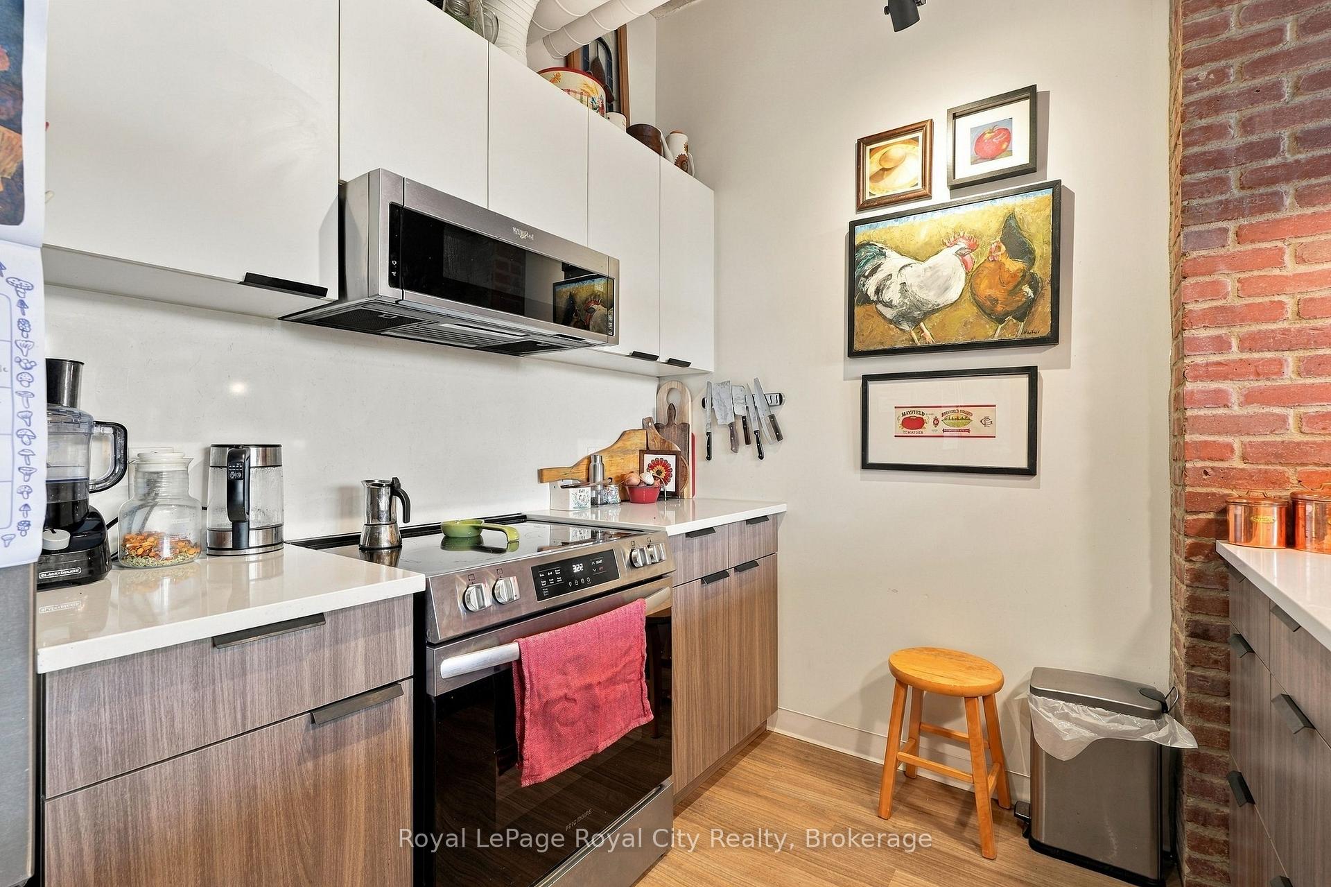 Photo 10 of 120 Huron Street, Guelph, St. Patrick's Ward — HOMEH