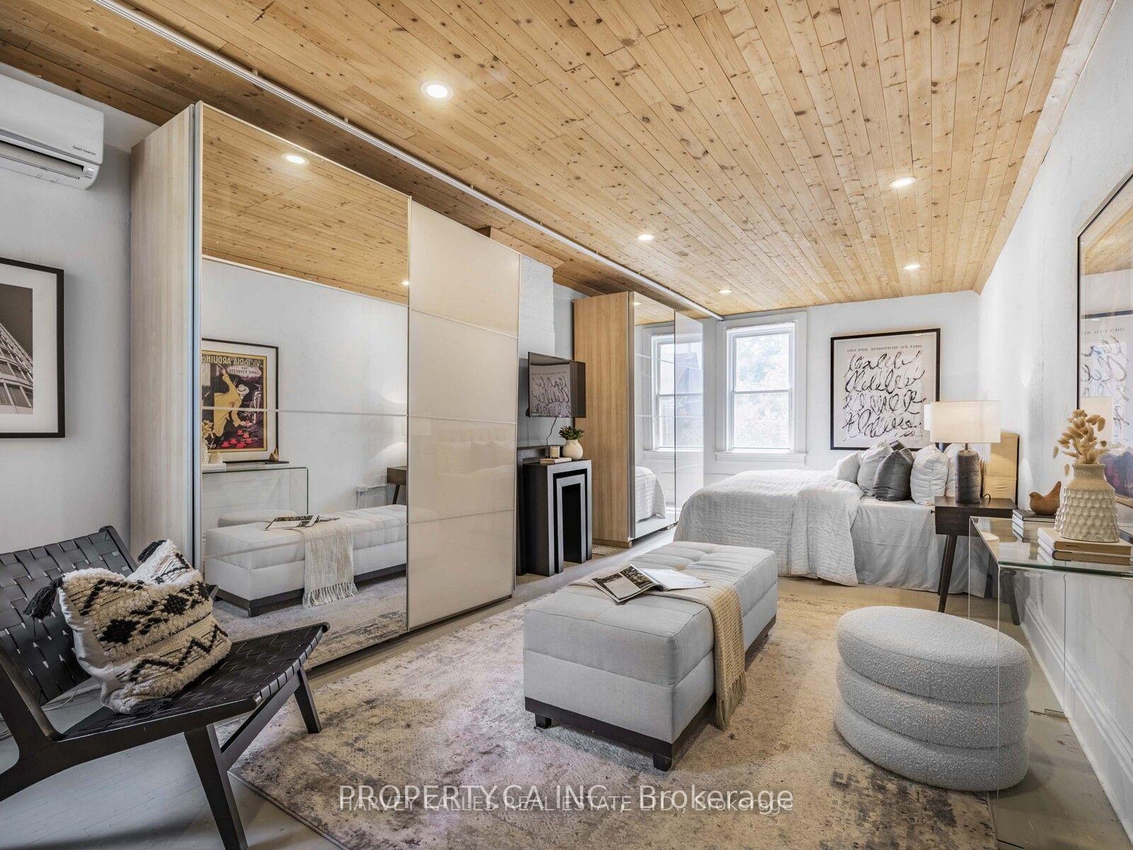 Photo 14 of 18 Saunders Avenue, Toronto, Roncesvalles — HOMEH