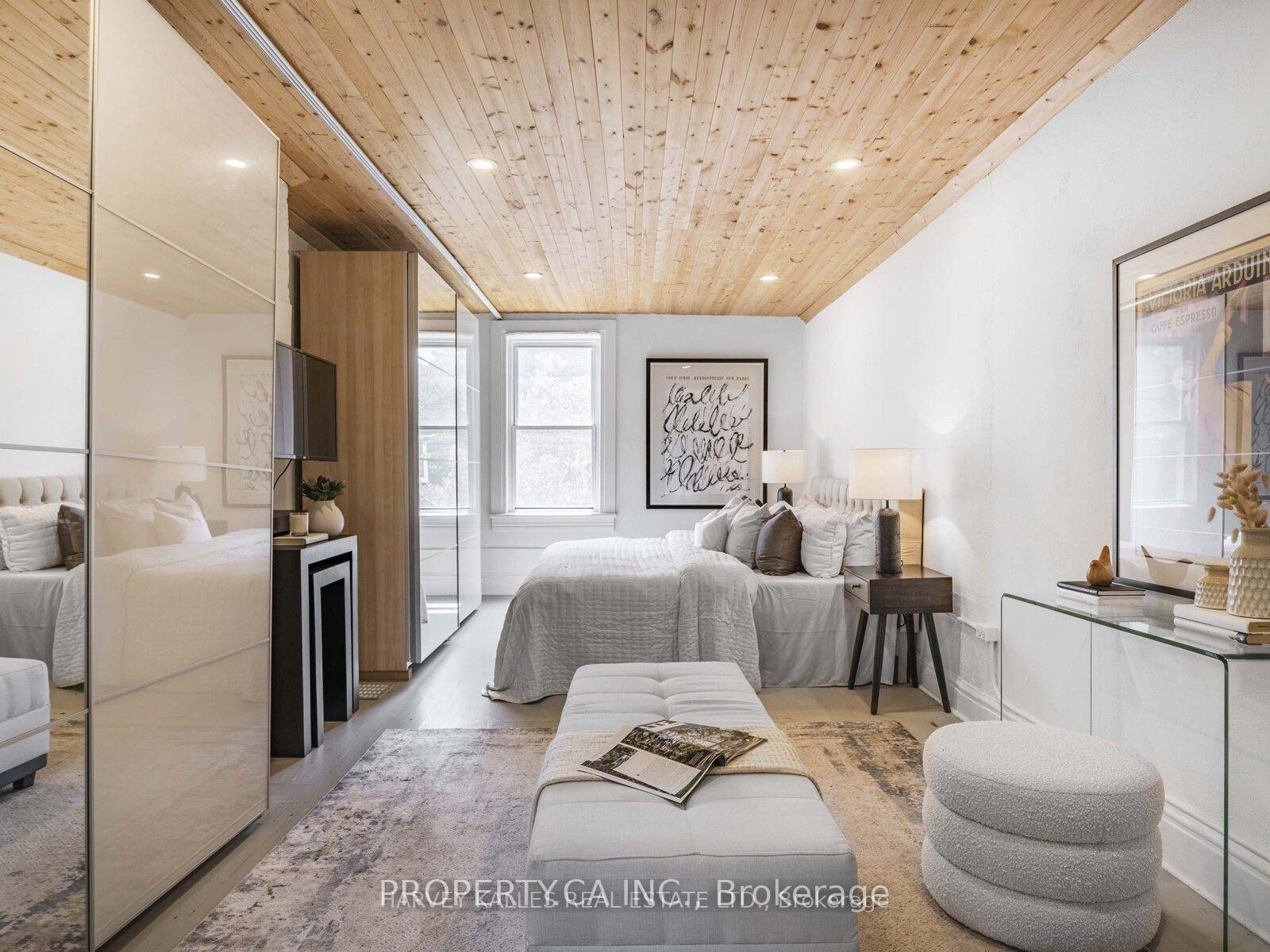 Photo 15 of 18 Saunders Avenue, Toronto, Roncesvalles — HOMEH