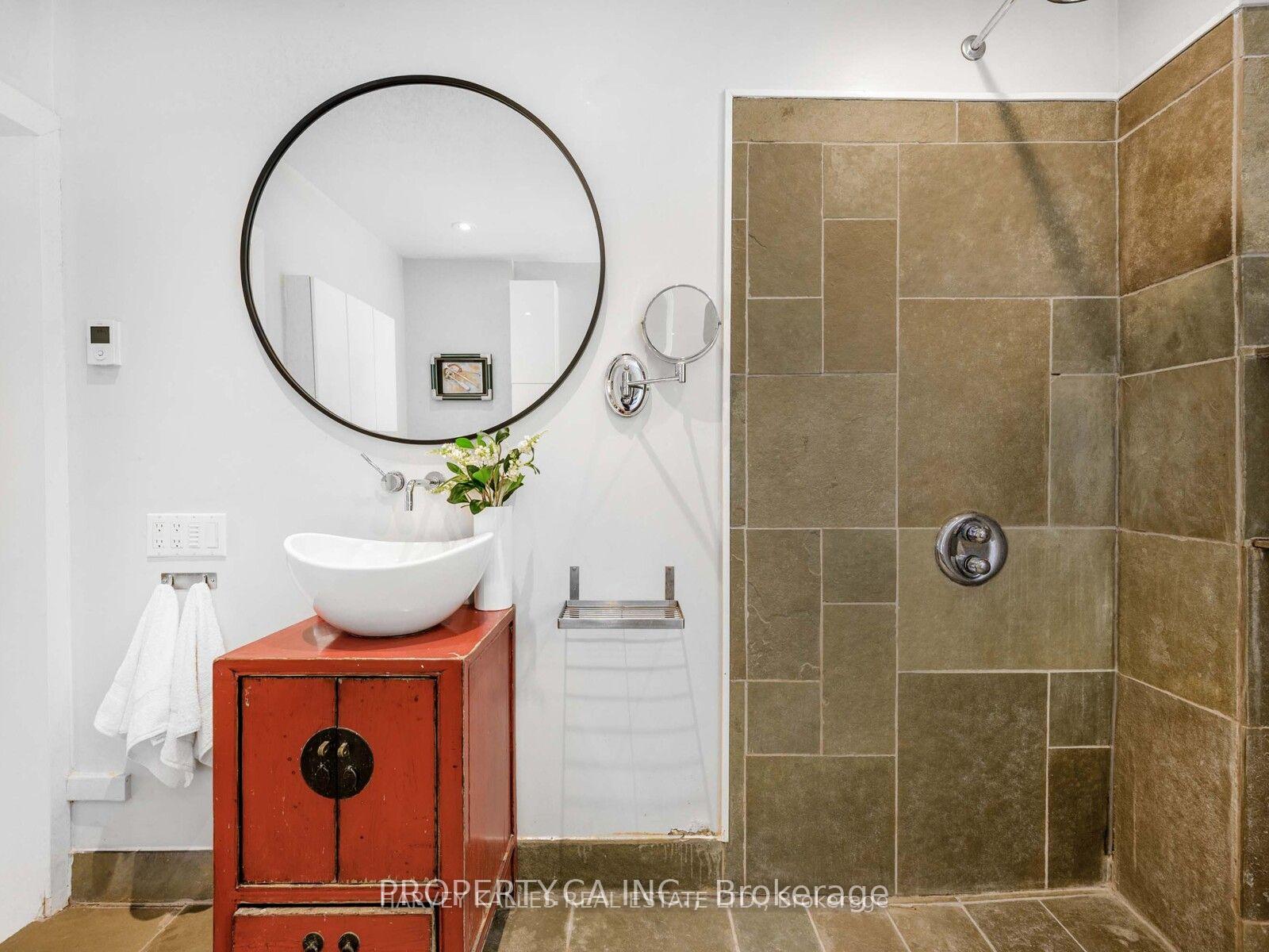 Photo 20 of 18 Saunders Avenue, Toronto, Roncesvalles — HOMEH