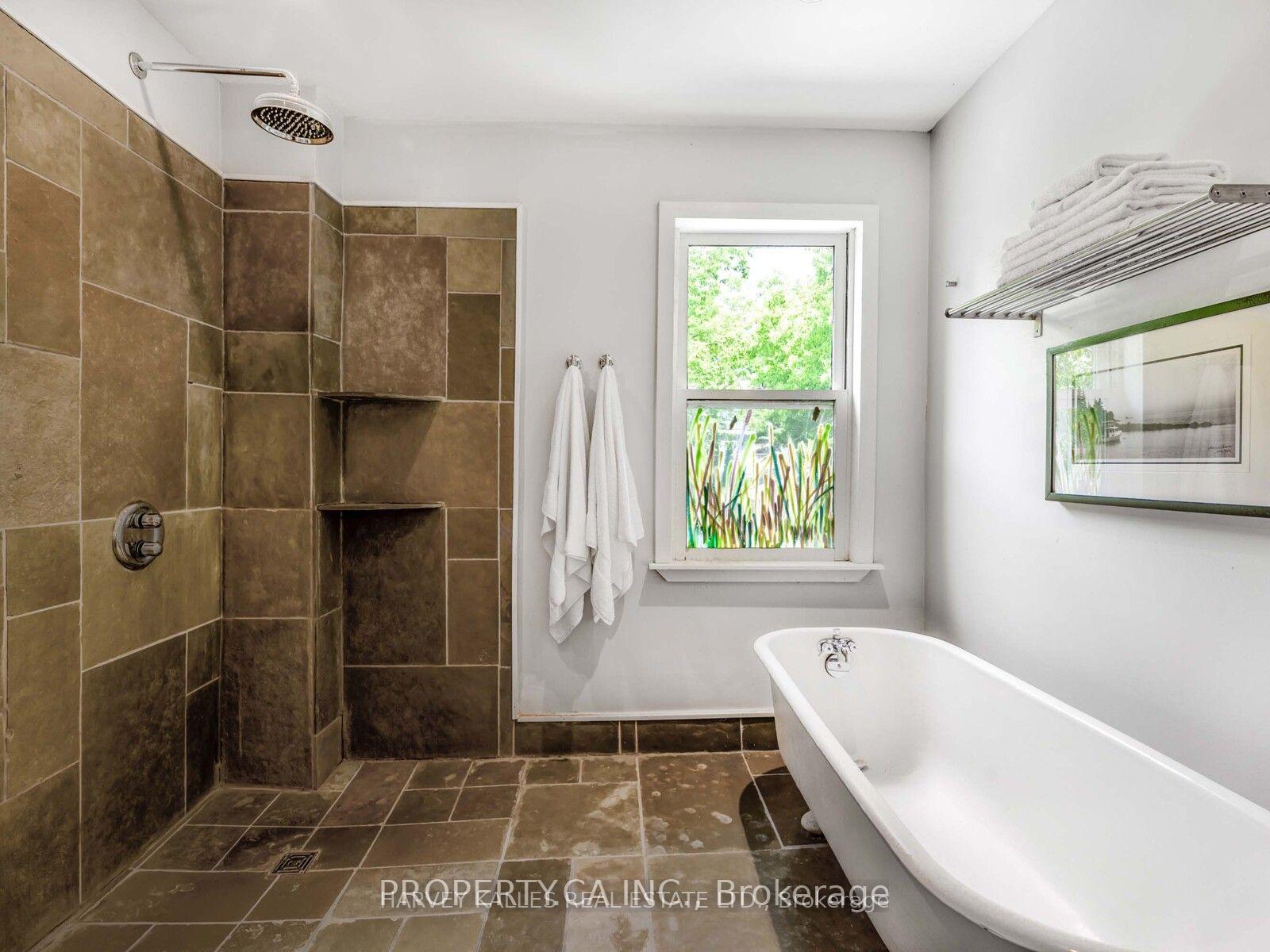 Photo 21 of 18 Saunders Avenue, Toronto, Roncesvalles — HOMEH