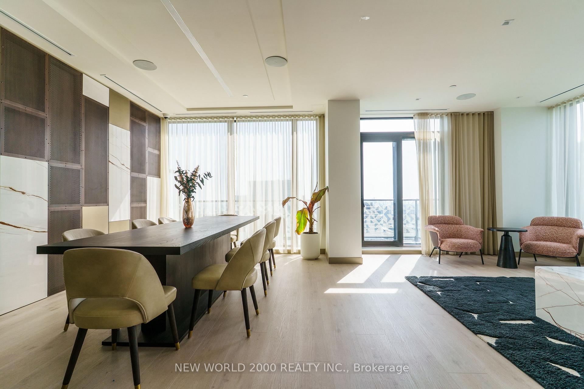 Photo 7 of Unit 1902, 101 Roehampton Avenue, Toronto, Mount Pleasant West — HOMEH