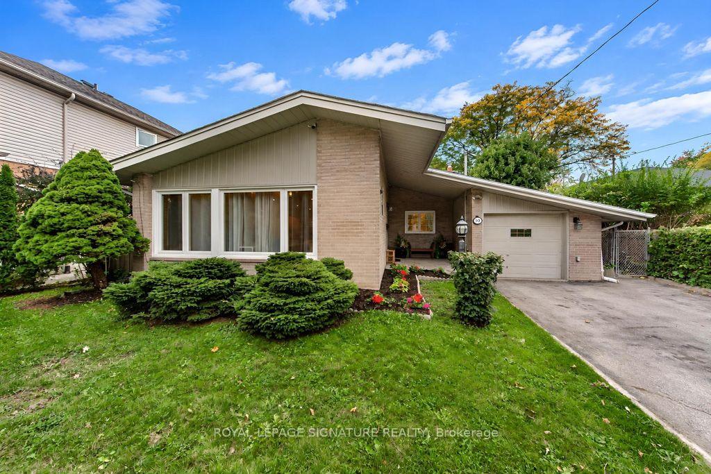 Photo 2 of 10 Beaver Bend Crescent, Etobicoke, Eringate-Centennial-West Deane — HOMEH