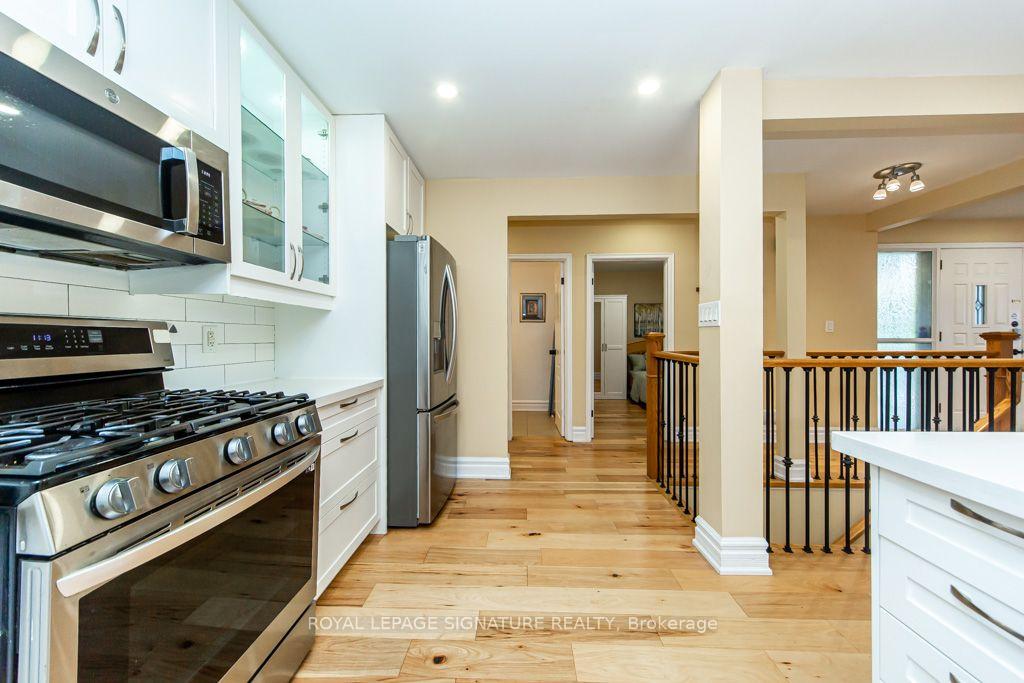 Photo 17 of 10 Beaver Bend Crescent, Etobicoke, Eringate-Centennial-West Deane — HOMEH