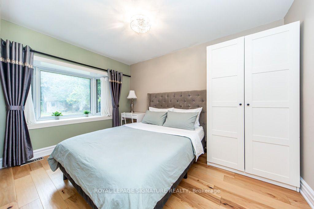 Photo 24 of 10 Beaver Bend Crescent, Etobicoke, Eringate-Centennial-West Deane — HOMEH