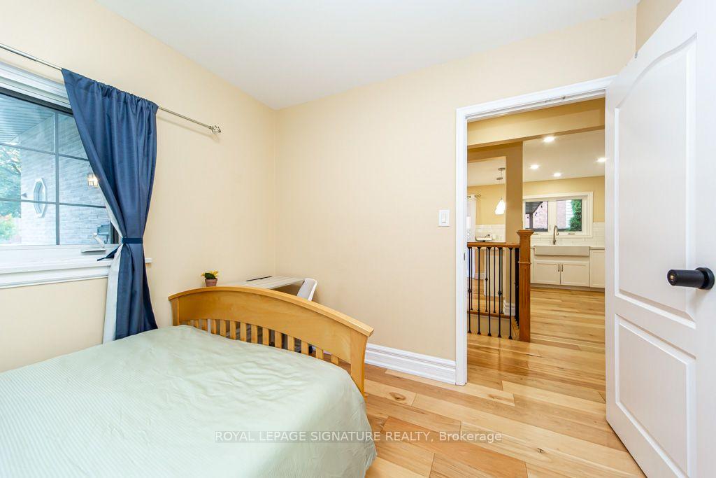 Photo 28 of 10 Beaver Bend Crescent, Etobicoke, Eringate-Centennial-West Deane — HOMEH