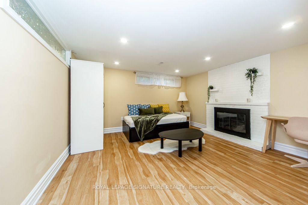 Photo 32 of 10 Beaver Bend Crescent, Etobicoke, Eringate-Centennial-West Deane — HOMEH