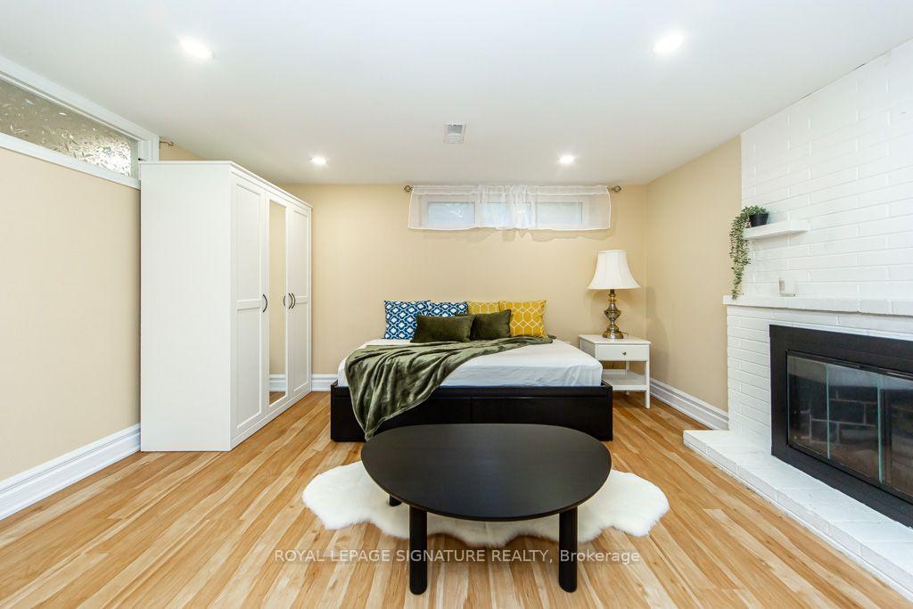 Photo 33 of 10 Beaver Bend Crescent, Etobicoke, Eringate-Centennial-West Deane — HOMEH