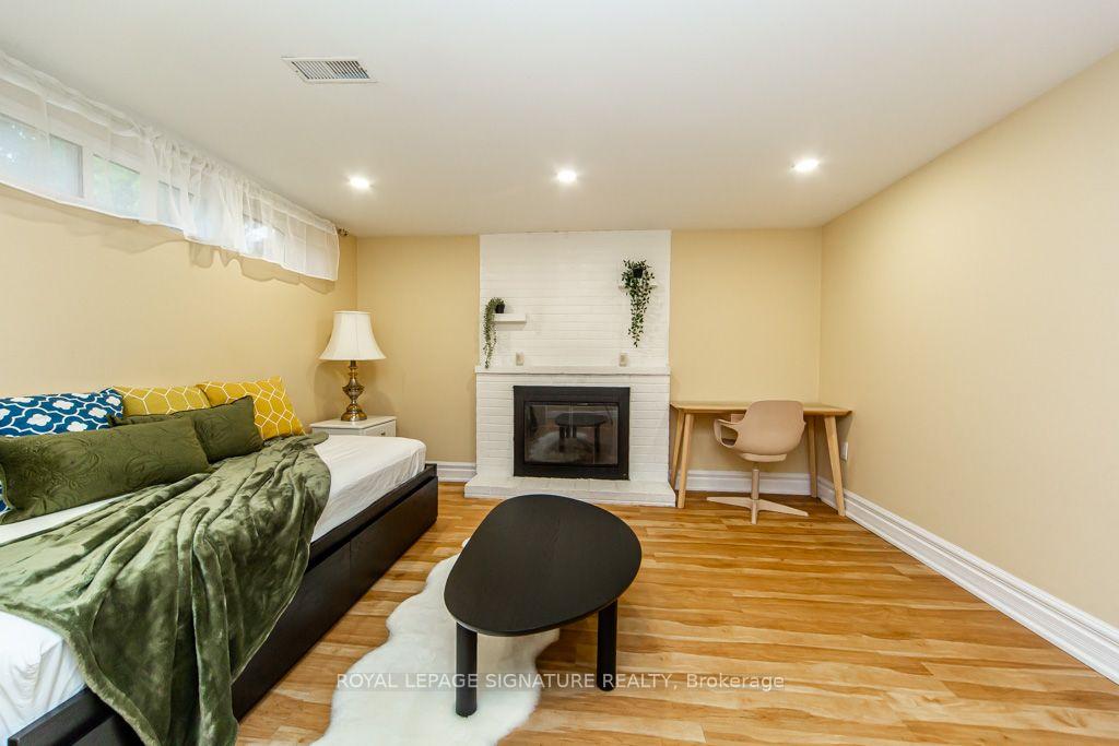 Photo 34 of 10 Beaver Bend Crescent, Etobicoke, Eringate-Centennial-West Deane — HOMEH