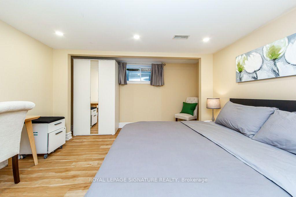 Photo 36 of 10 Beaver Bend Crescent, Etobicoke, Eringate-Centennial-West Deane — HOMEH