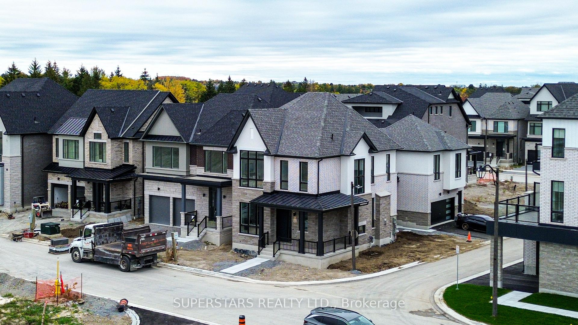 Photo 3 of 5 Mindful Avenue, Markham, Cachet — HOMEH