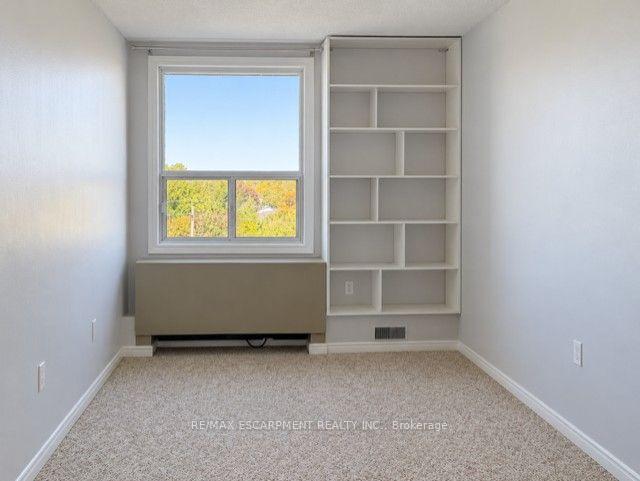 Photo 8 of Unit 615, 200 Jamieson Parkway, Cambridge, Grow Community Centre — HOMEH