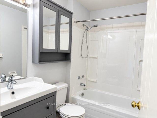 Photo 9 of Unit 615, 200 Jamieson Parkway, Cambridge, Grow Community Centre — HOMEH