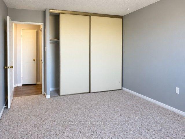 Photo 10 of Unit 615, 200 Jamieson Parkway, Cambridge, Grow Community Centre — HOMEH