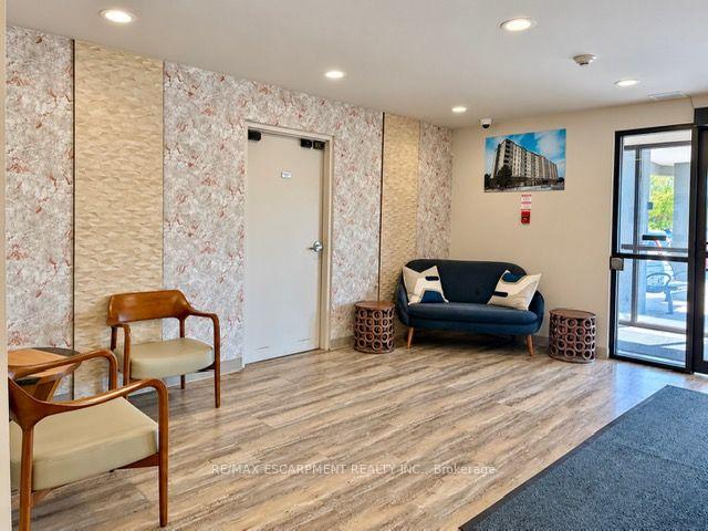 Photo 16 of Unit 615, 200 Jamieson Parkway, Cambridge, Grow Community Centre — HOMEH