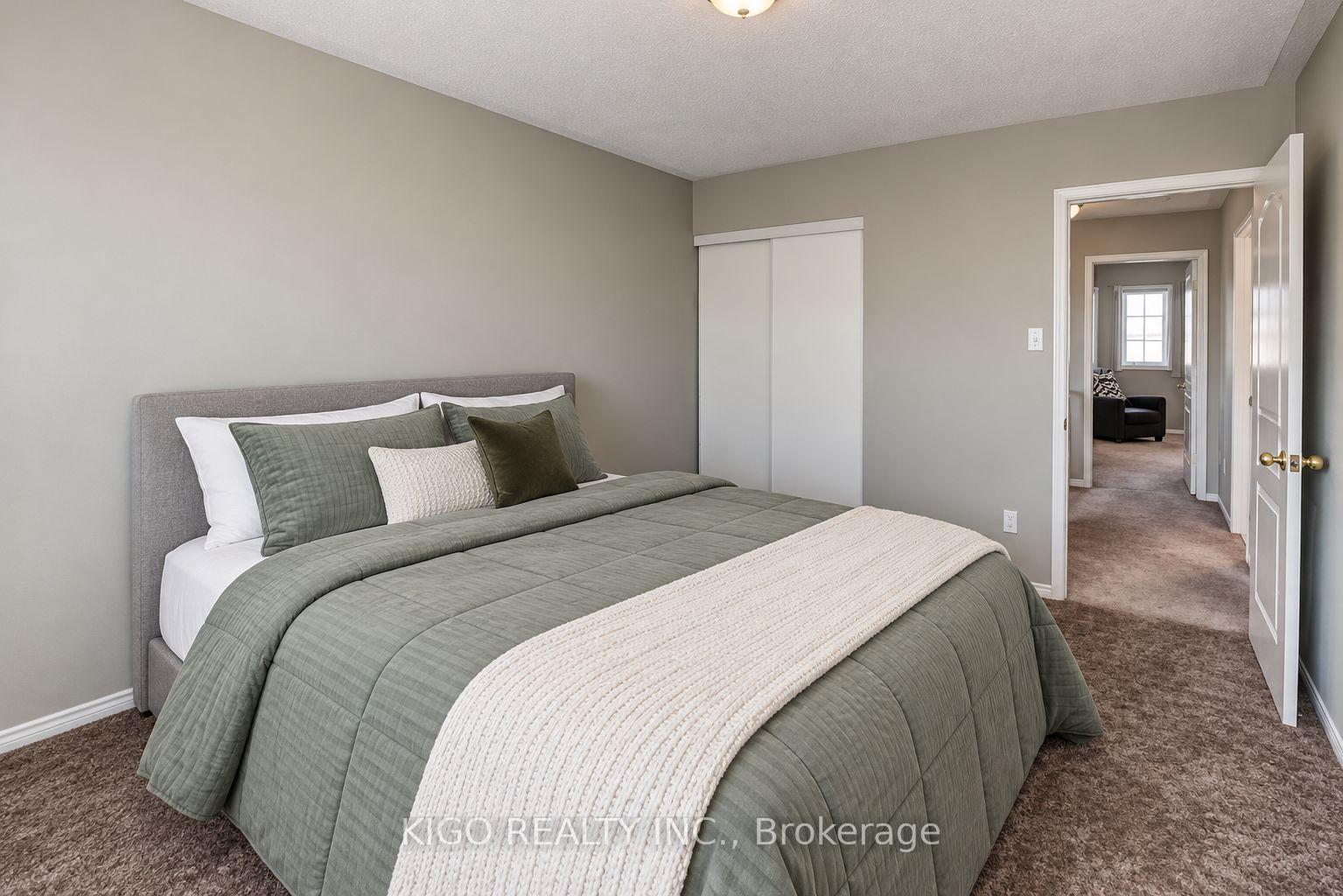 Photo 5 of 3868 Craighurst Avenue, Mississauga, Lisgar — HOMEH