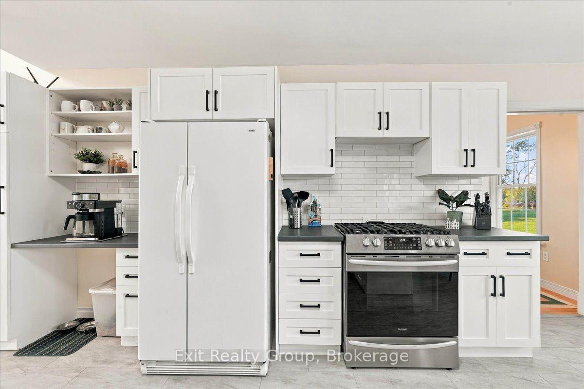 Photo 6 of 43 Conley Road, Prince Edward County, Hallowell Ward — HOMEH