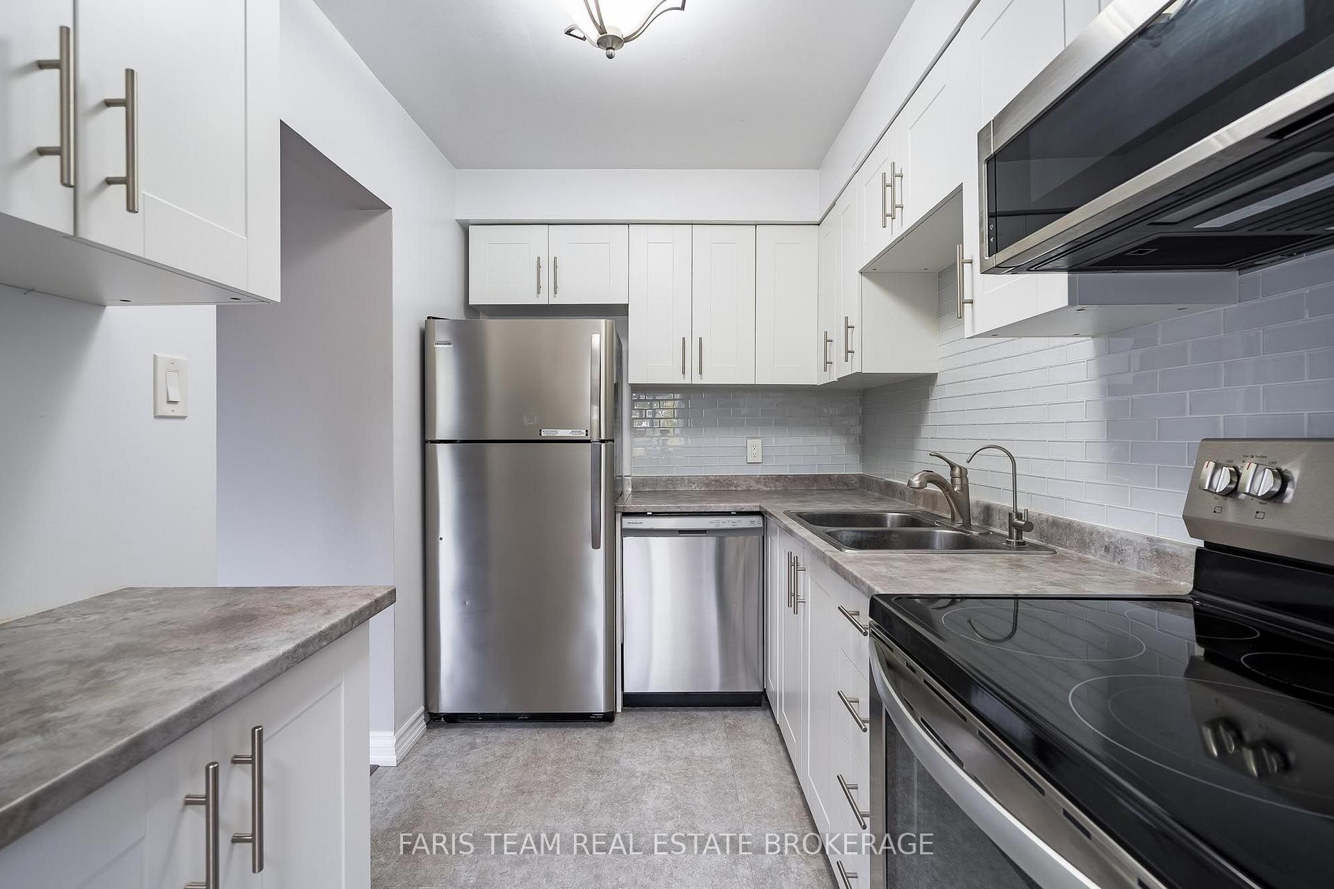 Photo 5 of Unit 6, 261 Rose Street, Barrie, Wellington — HOMEH