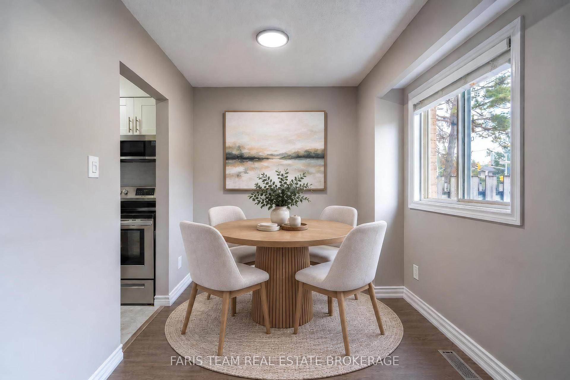 Photo 7 of Unit 6, 261 Rose Street, Barrie, Wellington — HOMEH