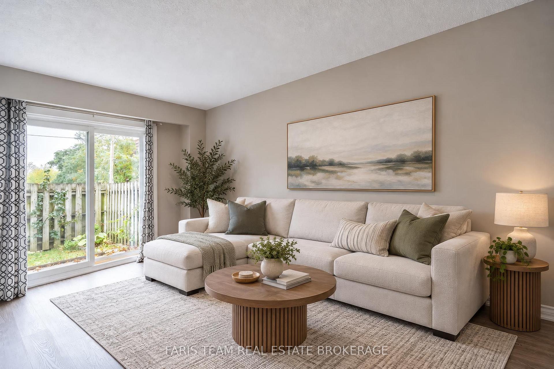 Photo 8 of Unit 6, 261 Rose Street, Barrie, Wellington — HOMEH