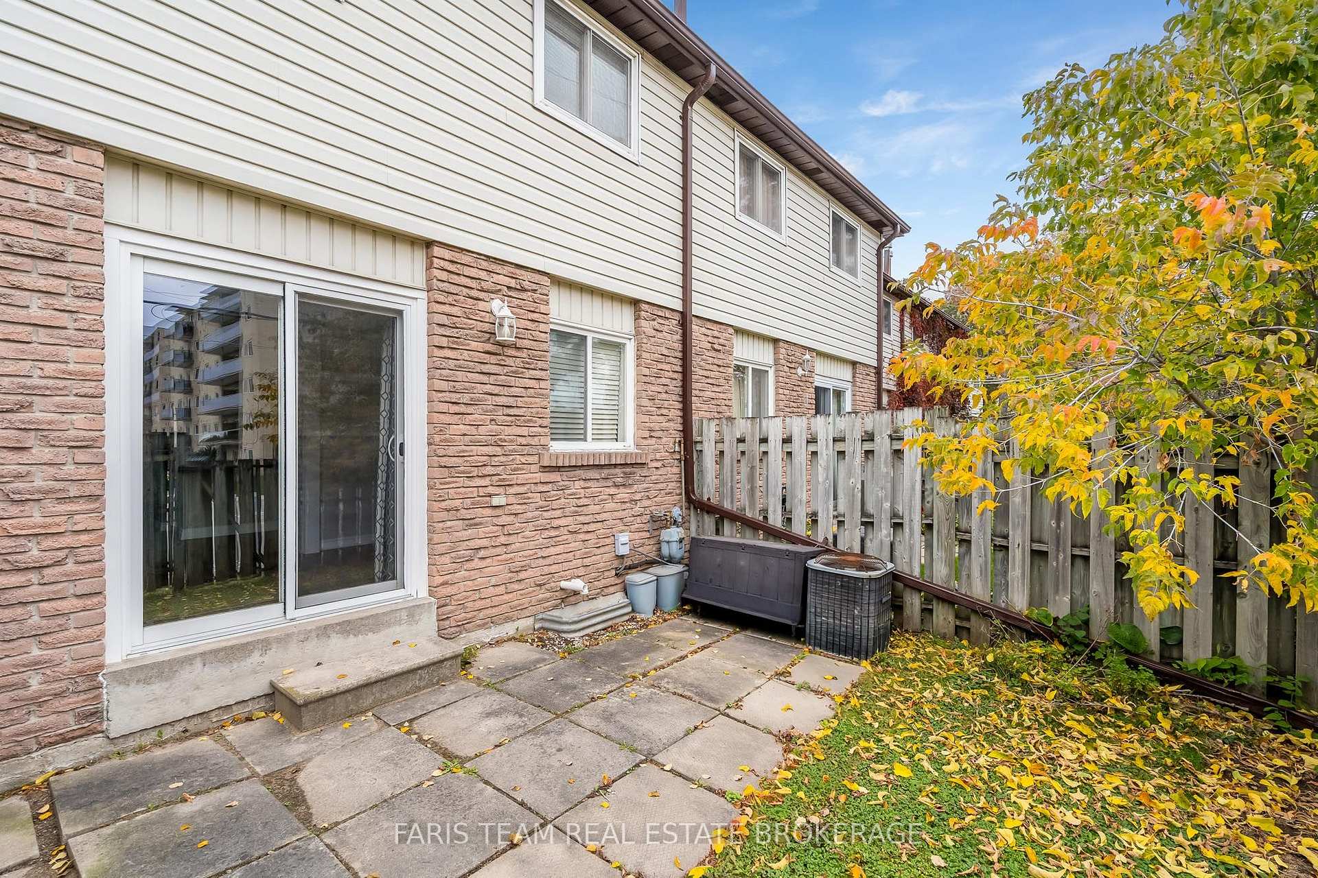 Photo 14 of Unit 6, 261 Rose Street, Barrie, Wellington — HOMEH