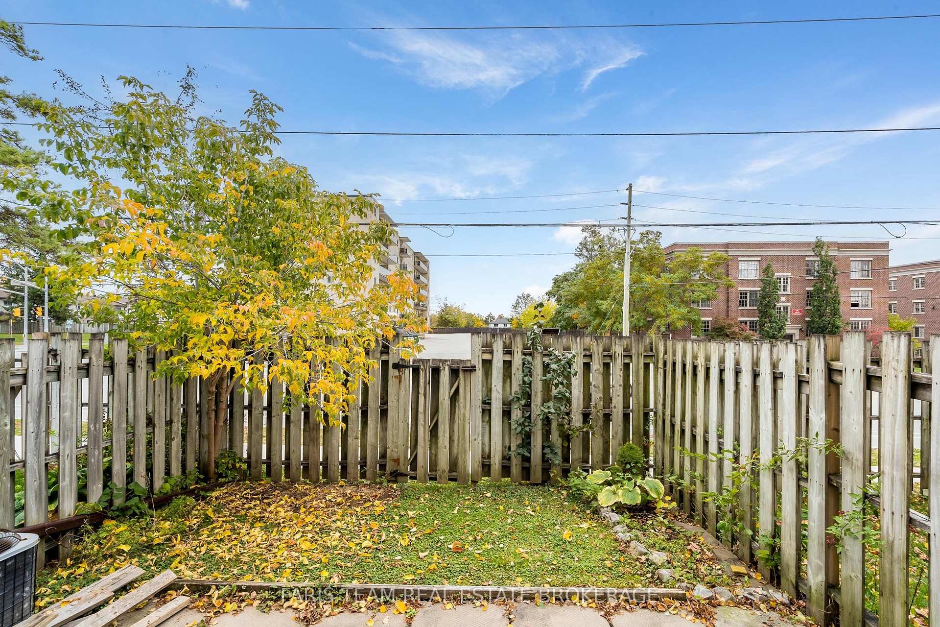 Photo 15 of Unit 6, 261 Rose Street, Barrie, Wellington — HOMEH